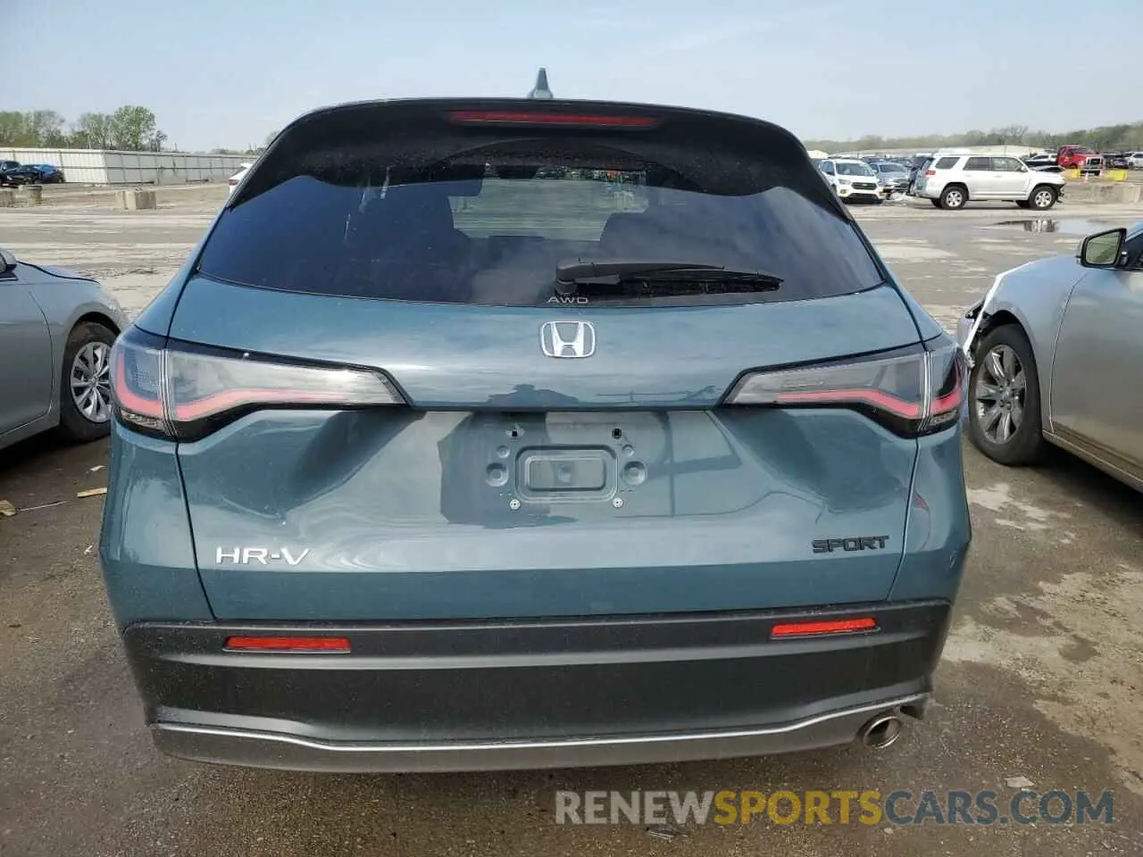 6 Photograph of a damaged car 3CZRZ2H56RM768157 HONDA HR-V 2024