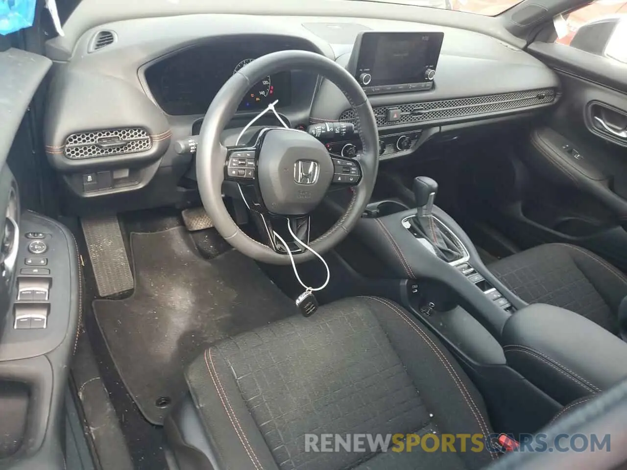 8 Photograph of a damaged car 3CZRZ2H56RM768157 HONDA HR-V 2024