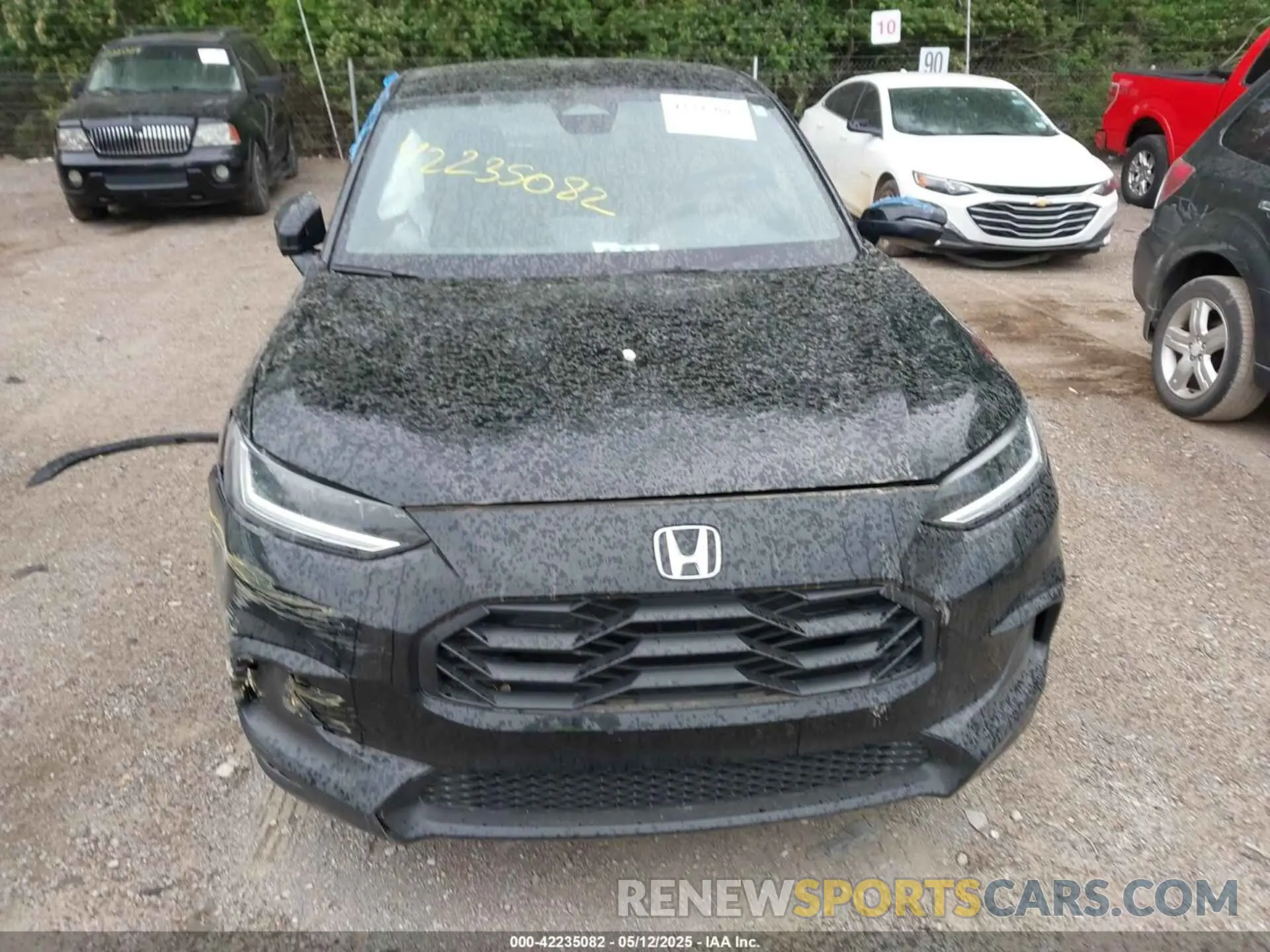 17 Photograph of a damaged car 3CZRZ2H57RM701390 HONDA HR-V 2024