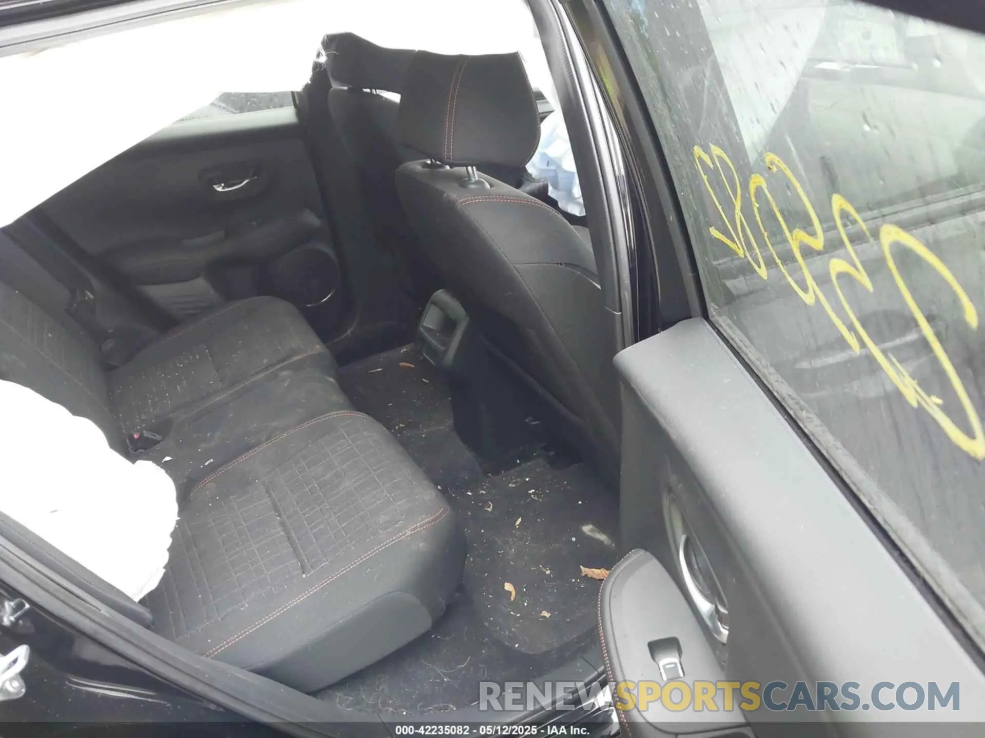 8 Photograph of a damaged car 3CZRZ2H57RM701390 HONDA HR-V 2024