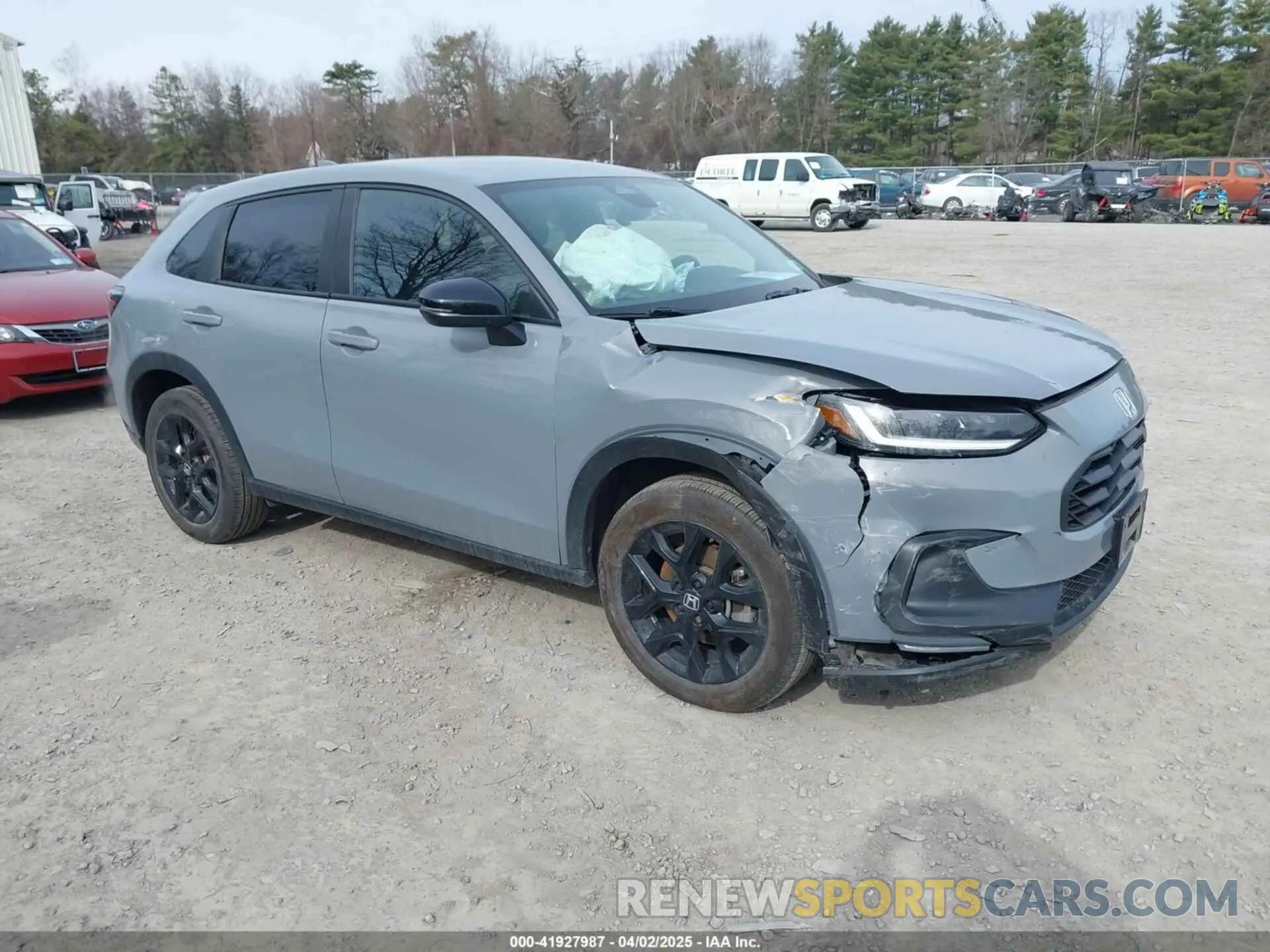1 Photograph of a damaged car 3CZRZ2H57RM721641 HONDA HR-V 2024