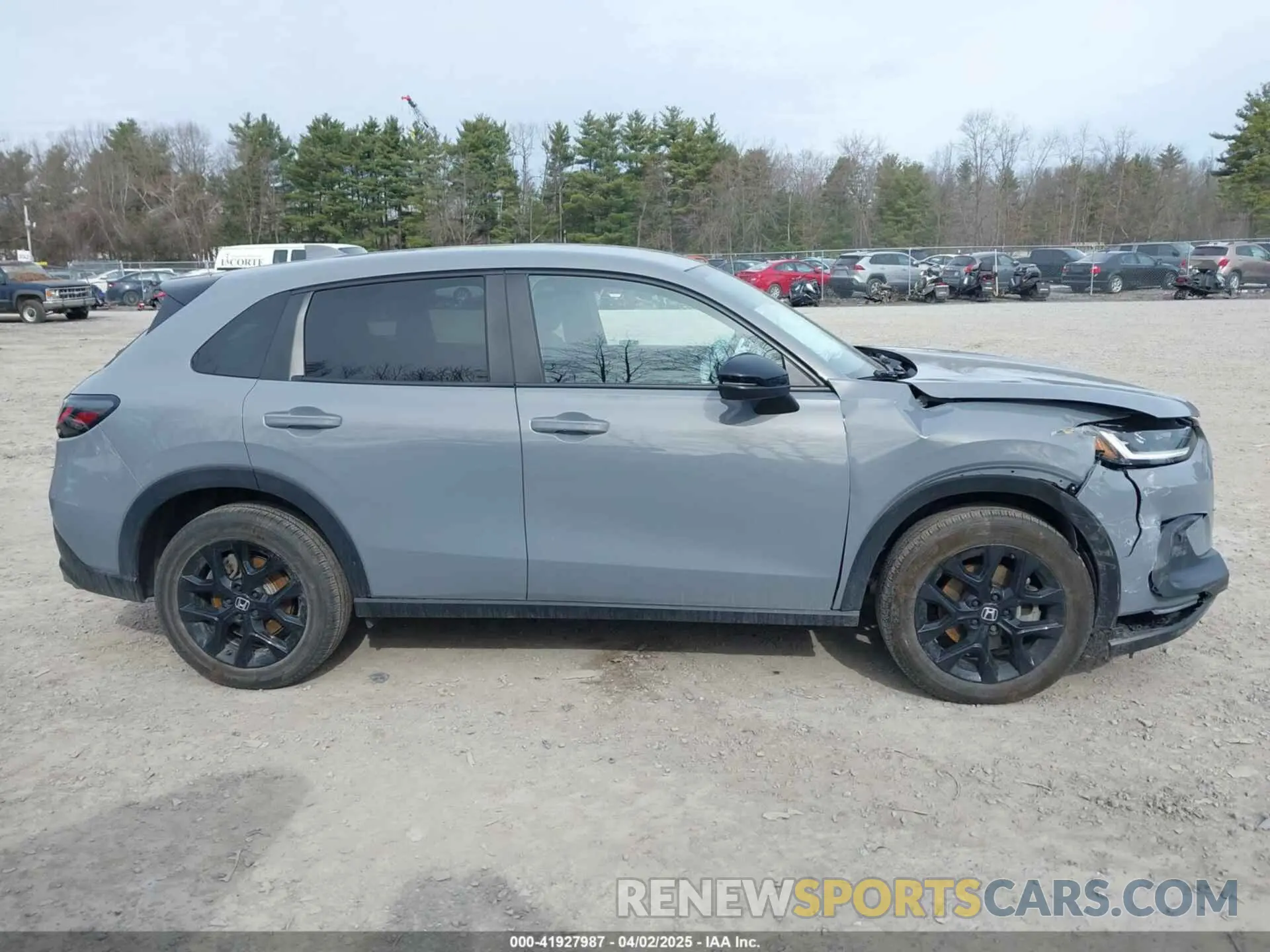 13 Photograph of a damaged car 3CZRZ2H57RM721641 HONDA HR-V 2024