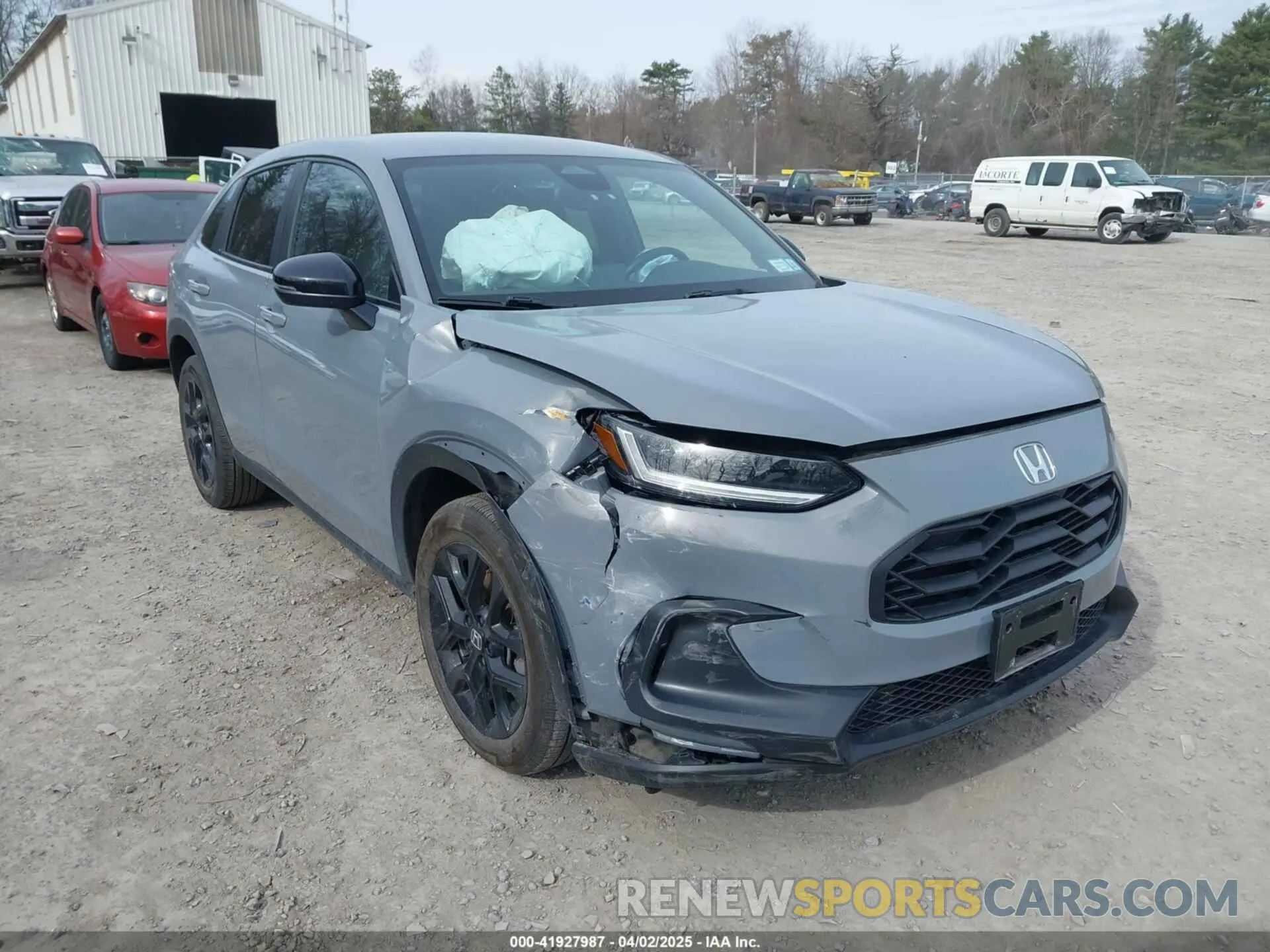 6 Photograph of a damaged car 3CZRZ2H57RM721641 HONDA HR-V 2024