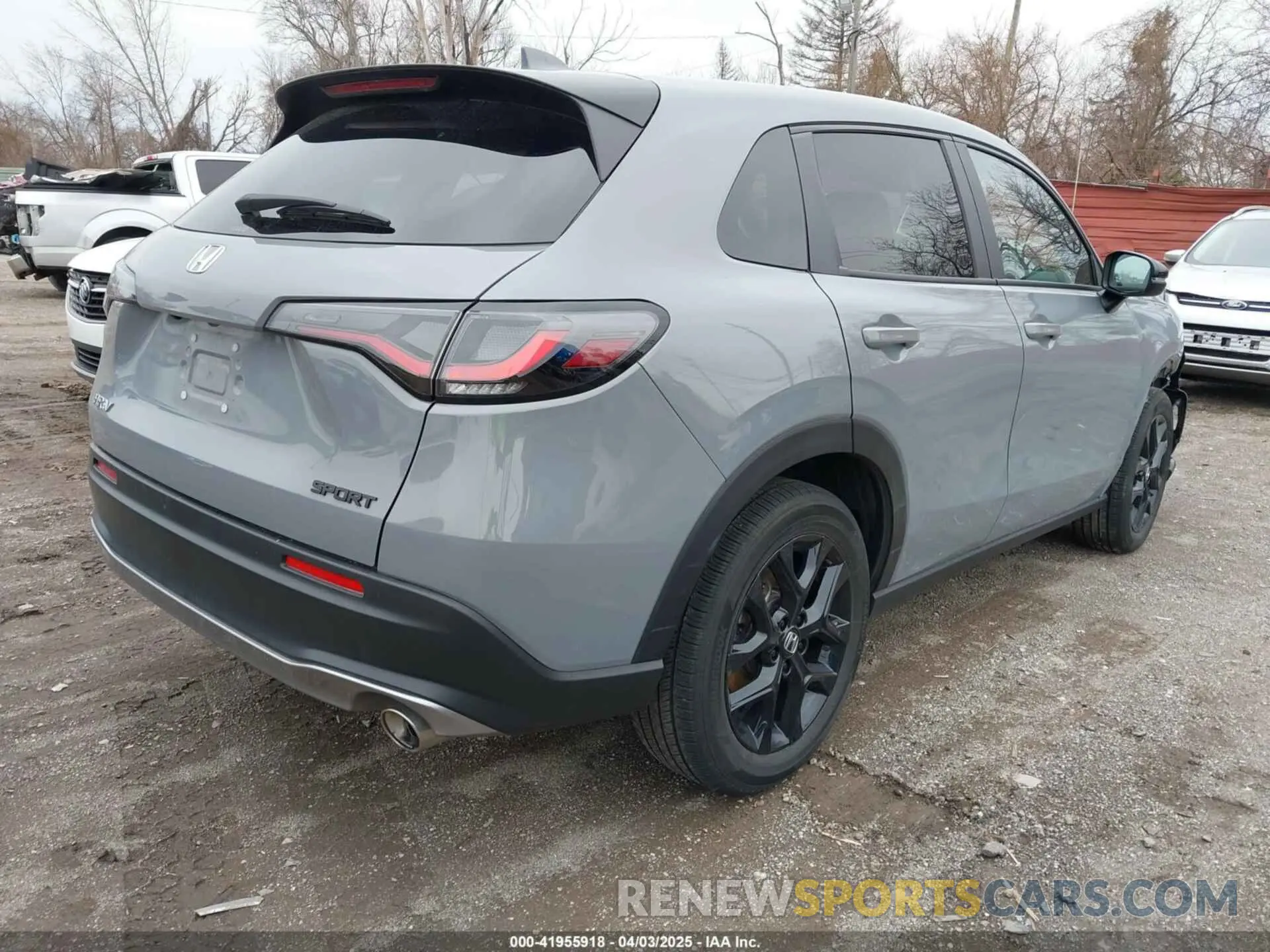 4 Photograph of a damaged car 3CZRZ2H57RM741310 HONDA HR-V 2024