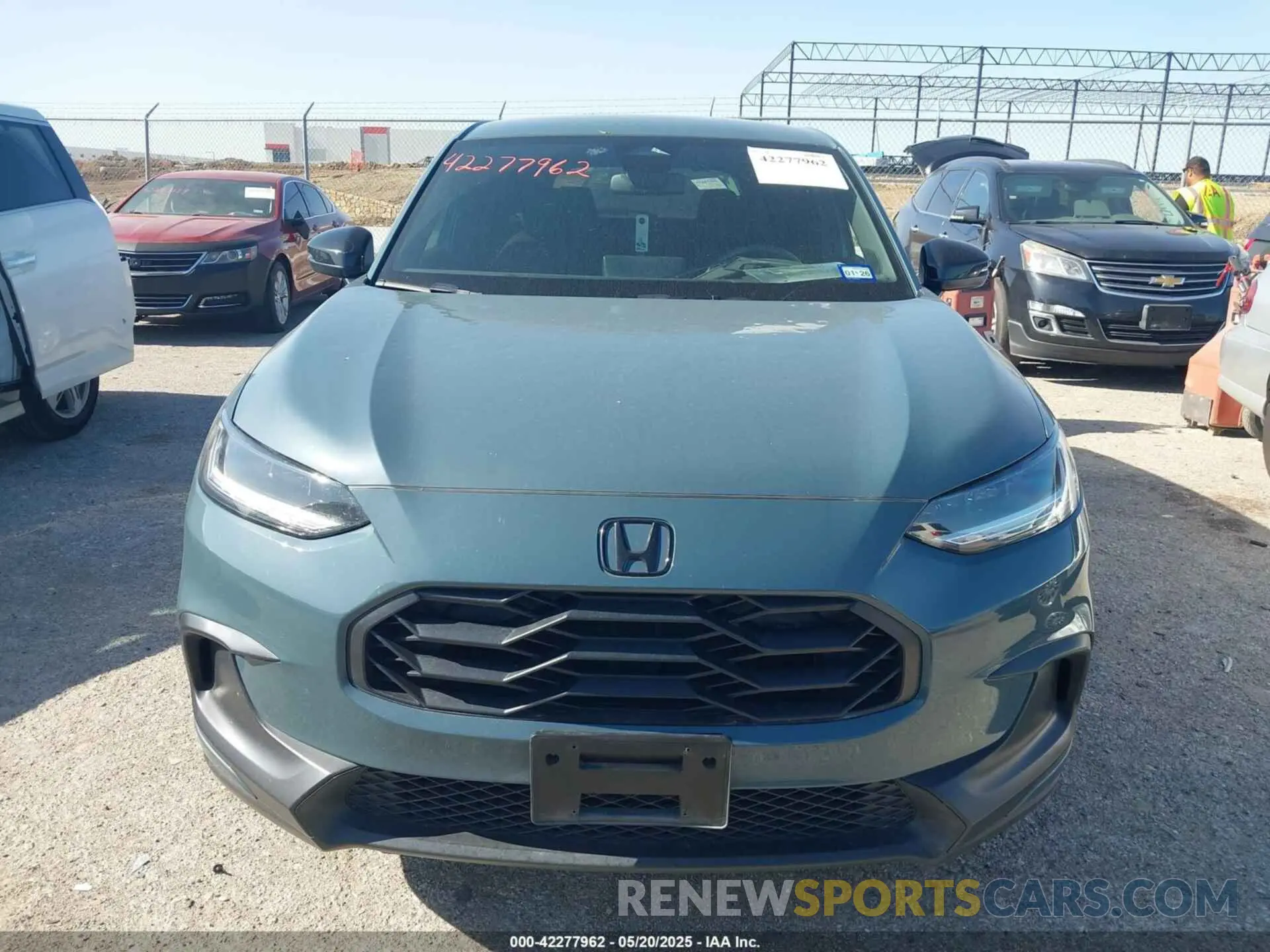 12 Photograph of a damaged car 3CZRZ2H57RM747513 HONDA HR-V 2024