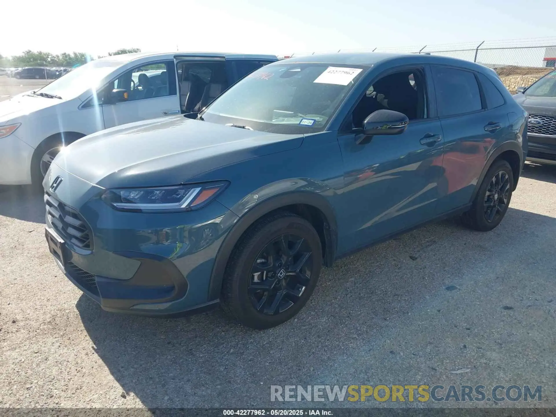 2 Photograph of a damaged car 3CZRZ2H57RM747513 HONDA HR-V 2024