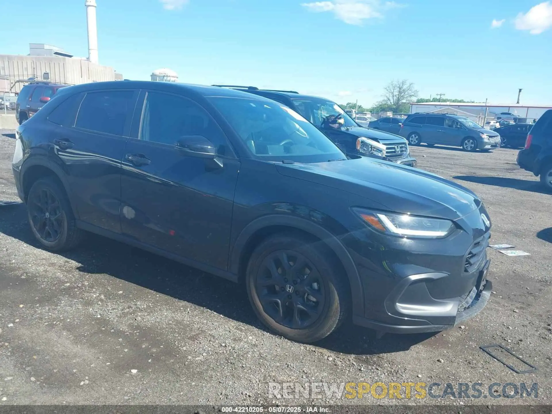 1 Photograph of a damaged car 3CZRZ2H57RM768992 HONDA HR-V 2024