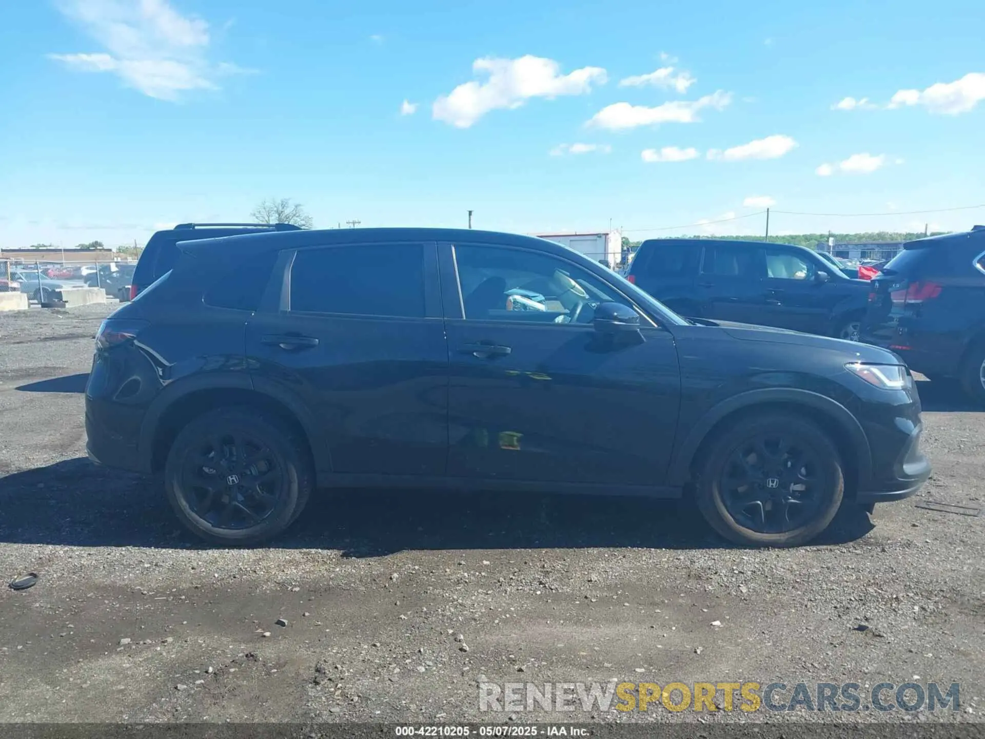 13 Photograph of a damaged car 3CZRZ2H57RM768992 HONDA HR-V 2024