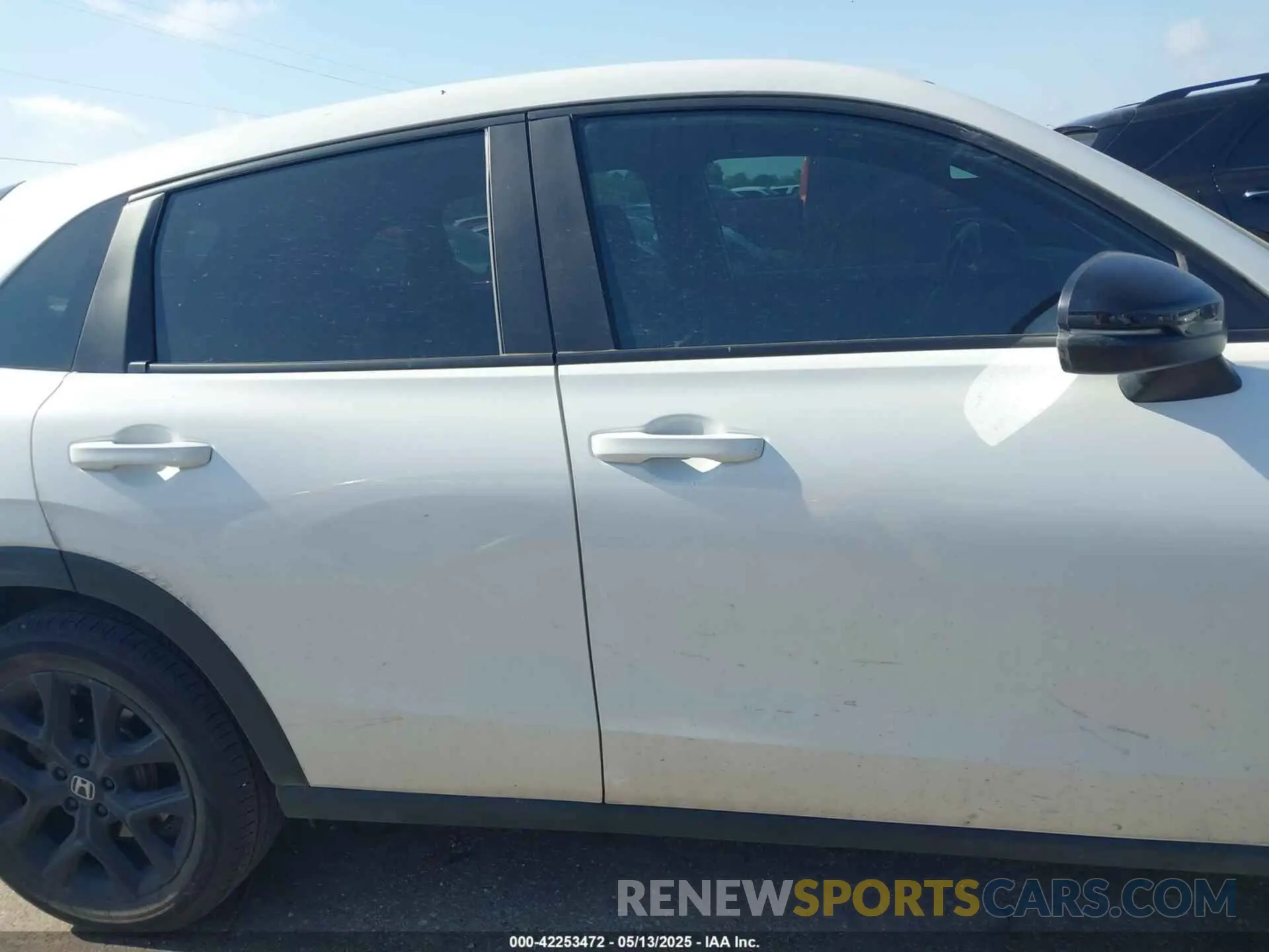 12 Photograph of a damaged car 3CZRZ2H58RM736200 HONDA HR-V 2024