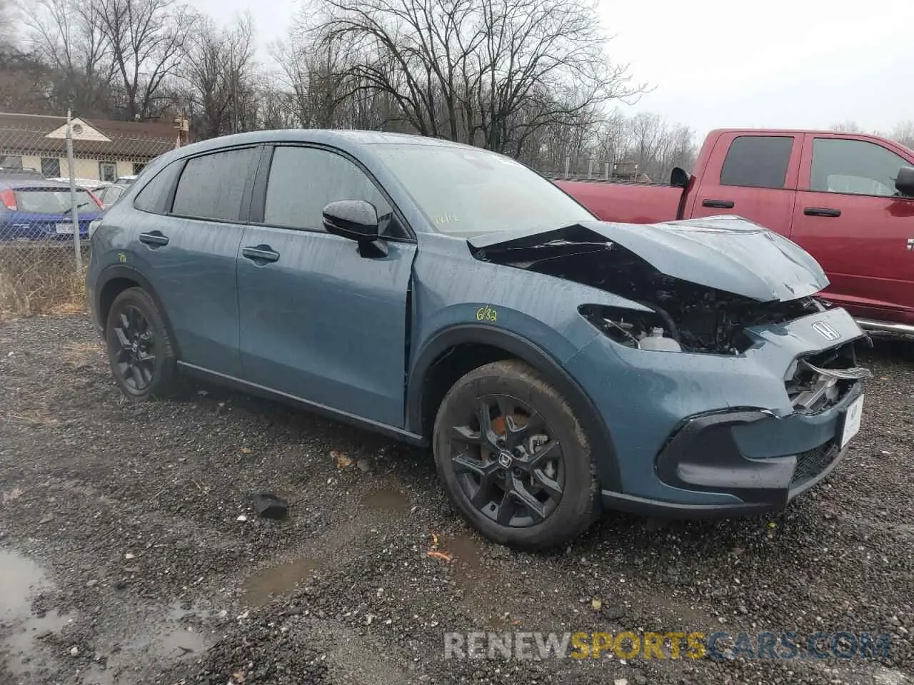 4 Photograph of a damaged car 3CZRZ2H58RM739176 HONDA HR-V 2024