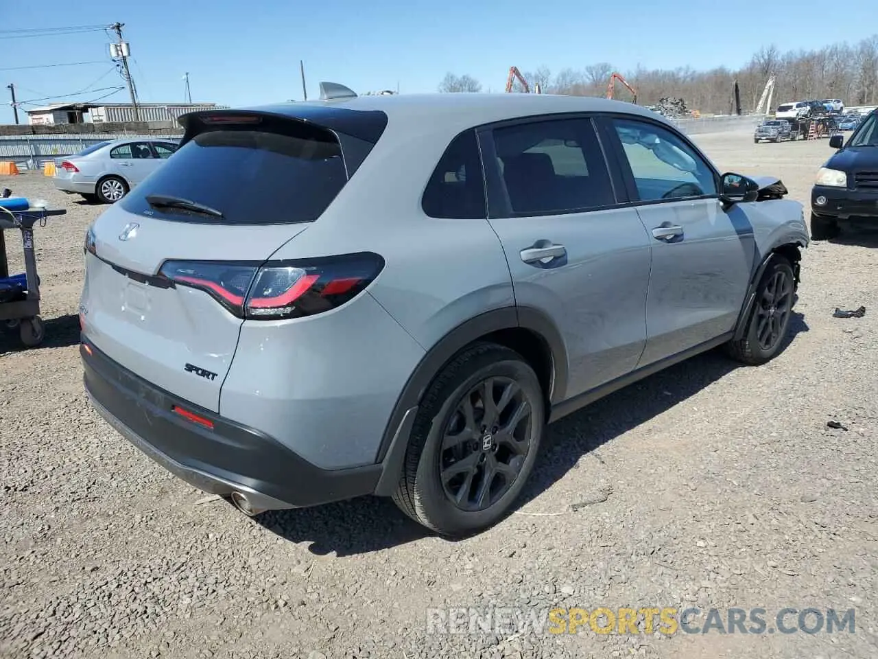3 Photograph of a damaged car 3CZRZ2H58RM742241 HONDA HR-V 2024