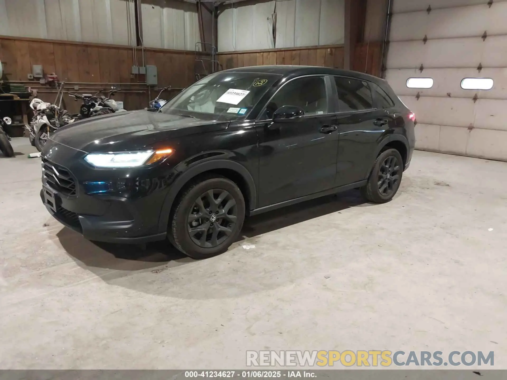 2 Photograph of a damaged car 3CZRZ2H58RM782917 HONDA HR-V 2024