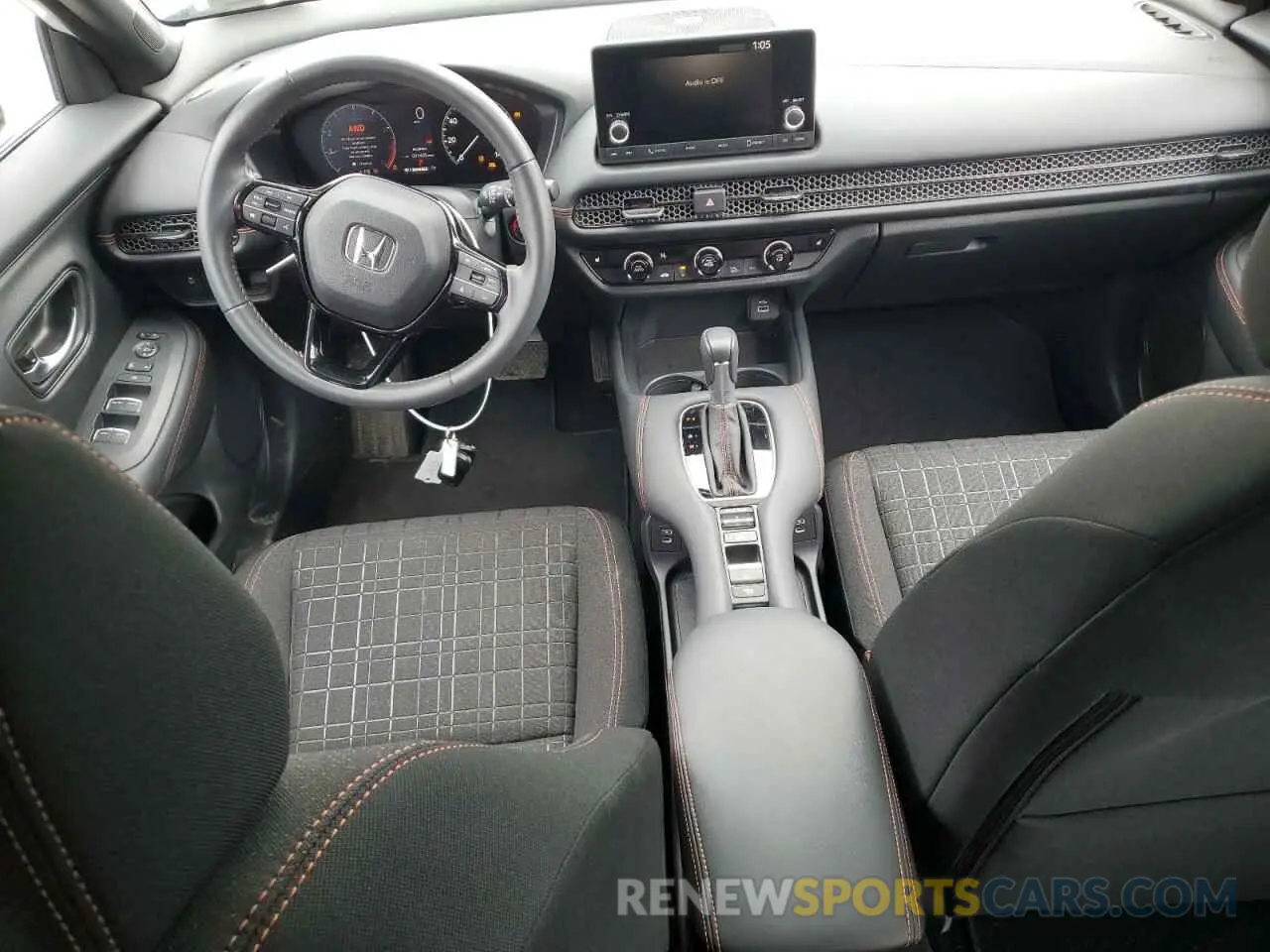 8 Photograph of a damaged car 3CZRZ2H59RM737260 HONDA HR-V 2024