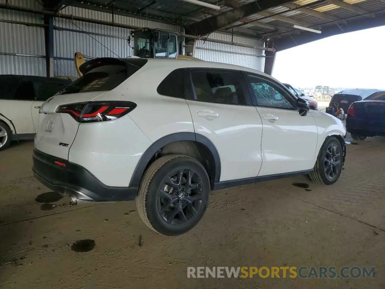 3 Photograph of a damaged car 3CZRZ2H59RM763969 HONDA HR-V 2024