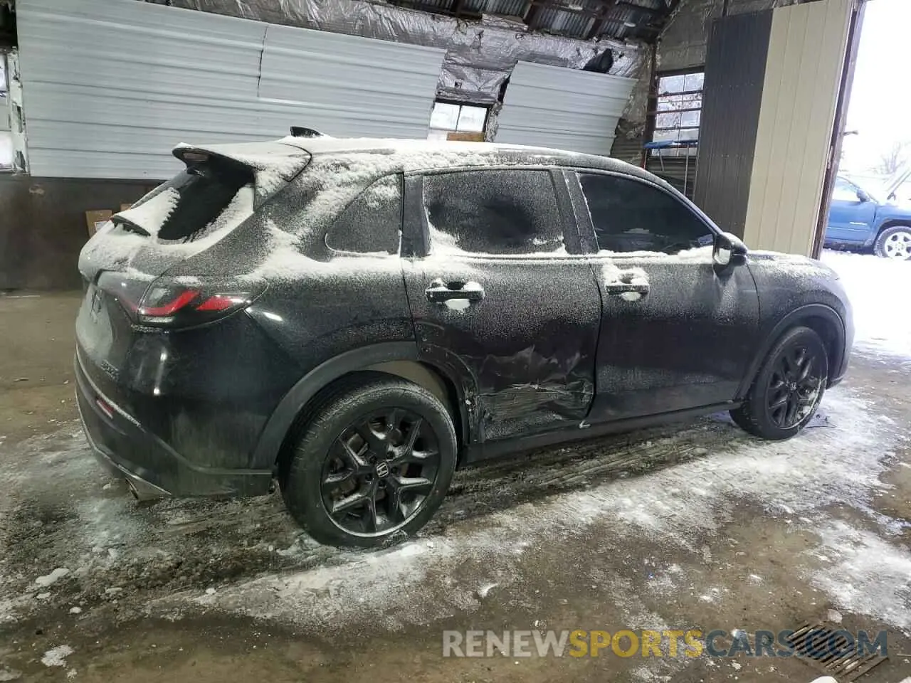 3 Photograph of a damaged car 3CZRZ2H5XRM726669 HONDA HR-V 2024