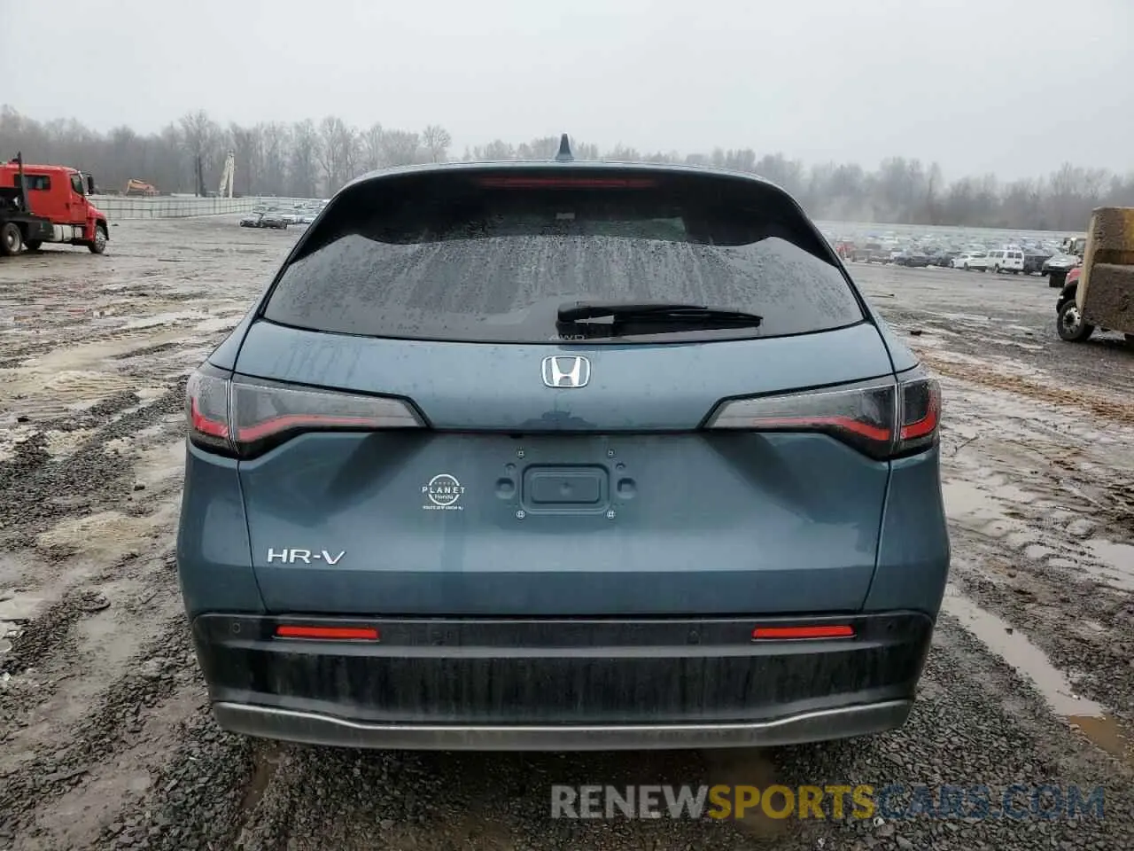 6 Photograph of a damaged car 3CZRZ2H70RM723216 HONDA HR-V 2024