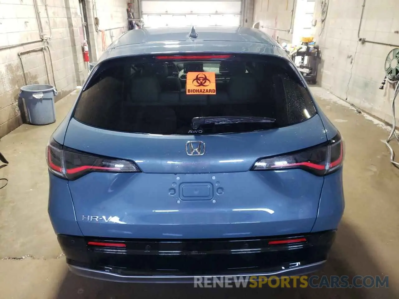 6 Photograph of a damaged car 3CZRZ2H70RM739044 HONDA HR-V 2024