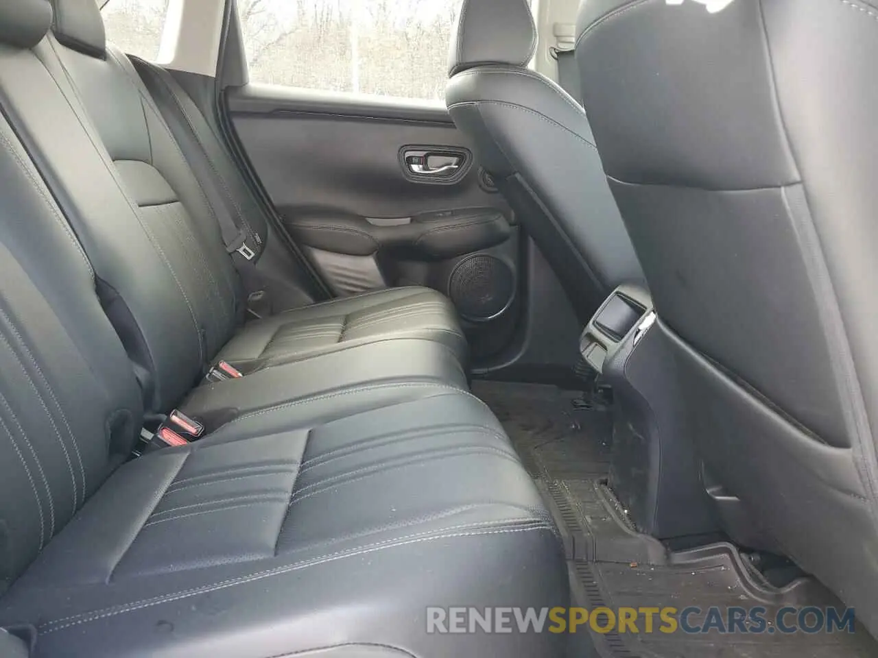 10 Photograph of a damaged car 3CZRZ2H70RM752473 HONDA HR-V 2024