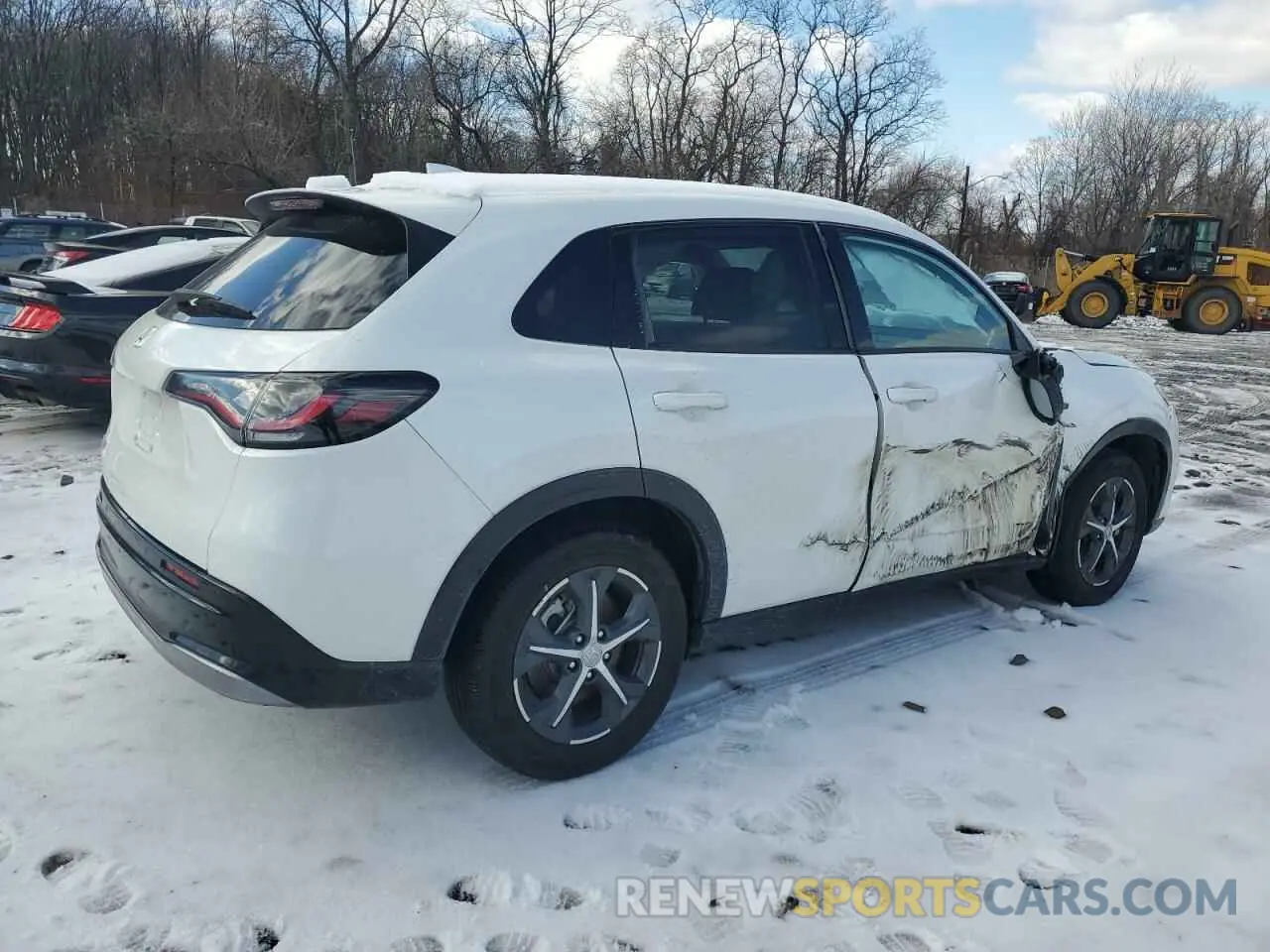 3 Photograph of a damaged car 3CZRZ2H70RM752473 HONDA HR-V 2024