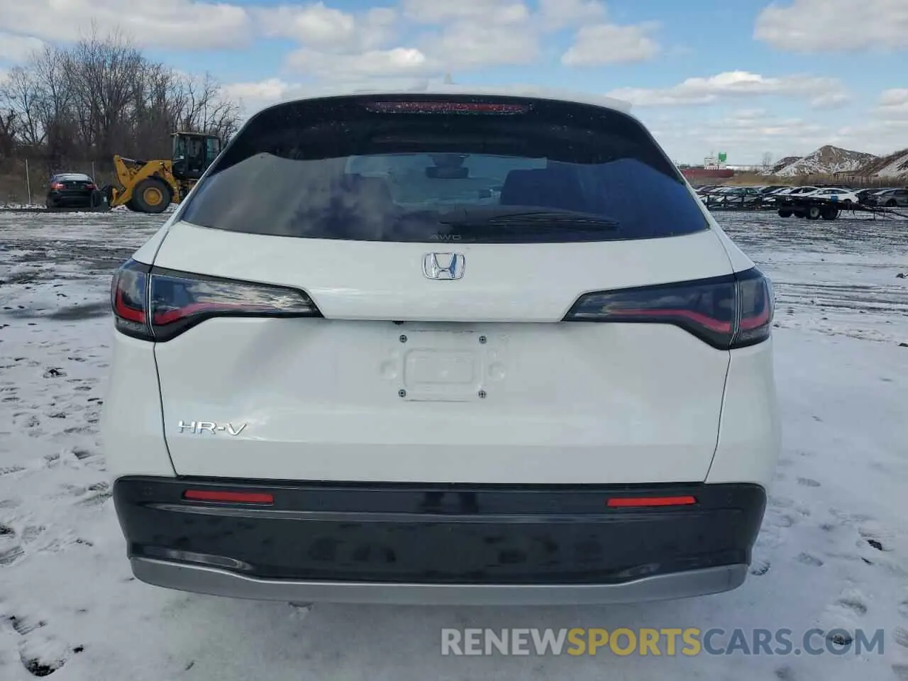 6 Photograph of a damaged car 3CZRZ2H70RM752473 HONDA HR-V 2024