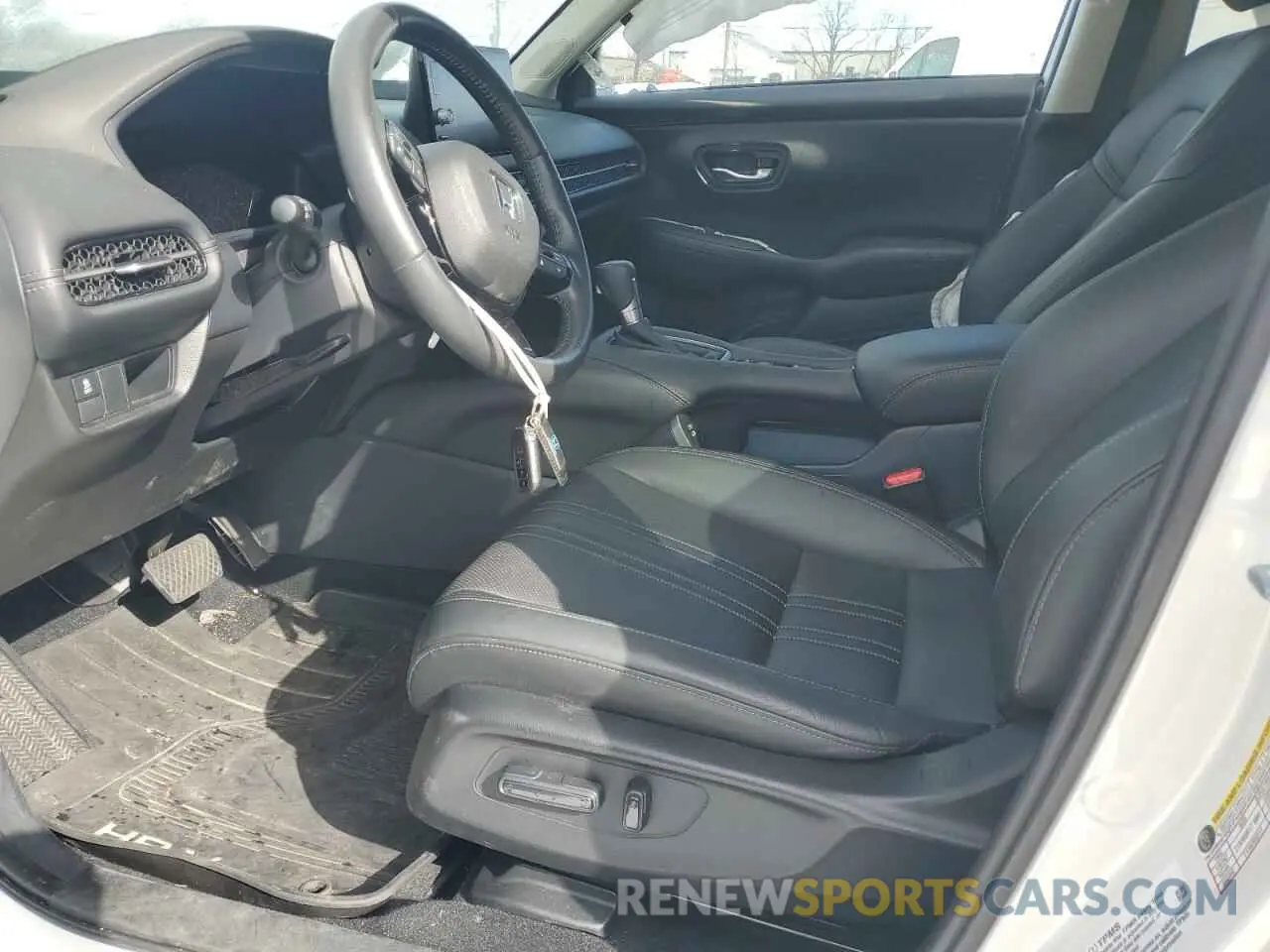 7 Photograph of a damaged car 3CZRZ2H70RM752473 HONDA HR-V 2024
