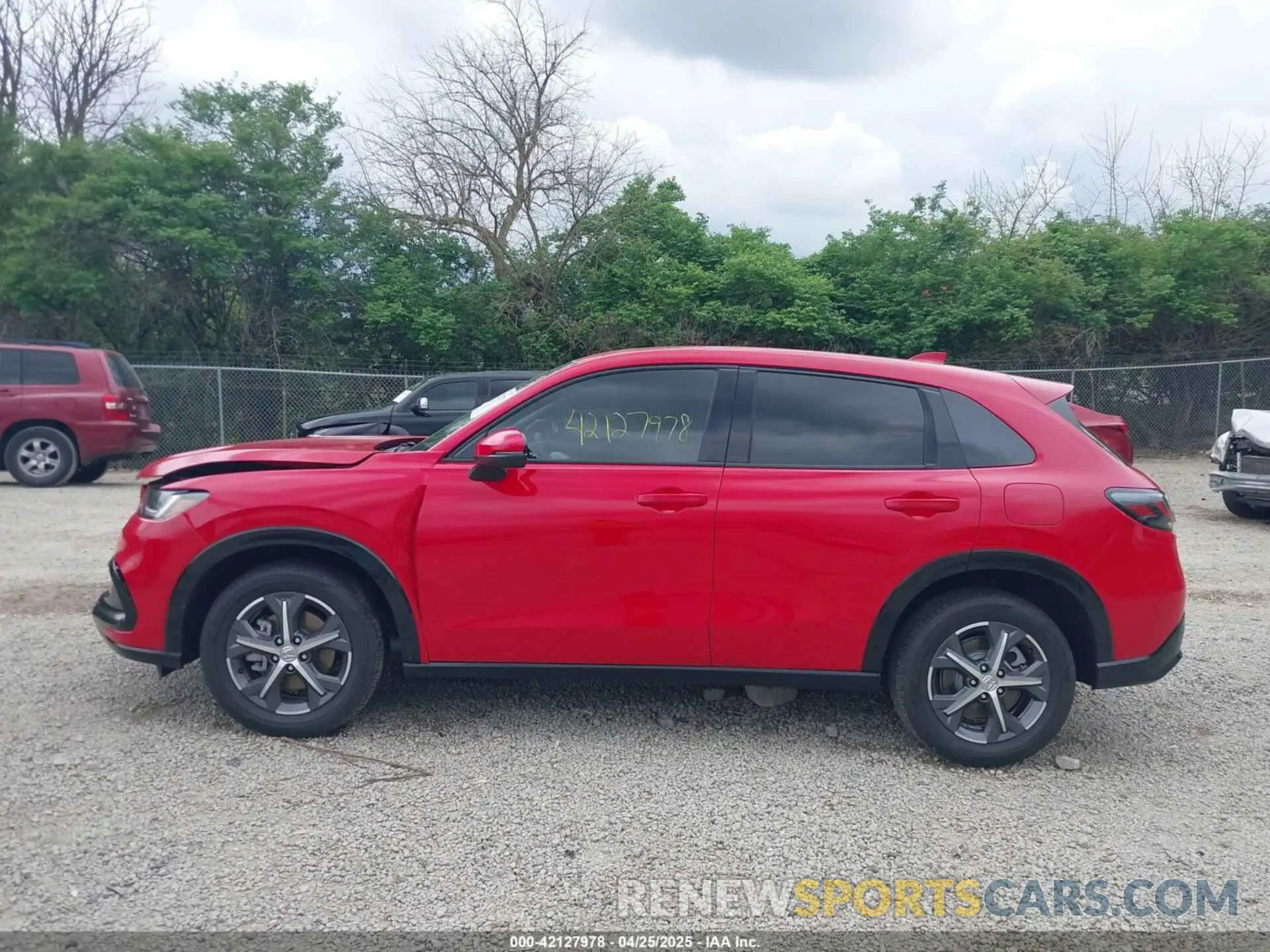 13 Photograph of a damaged car 3CZRZ2H74RM735269 HONDA HR-V 2024