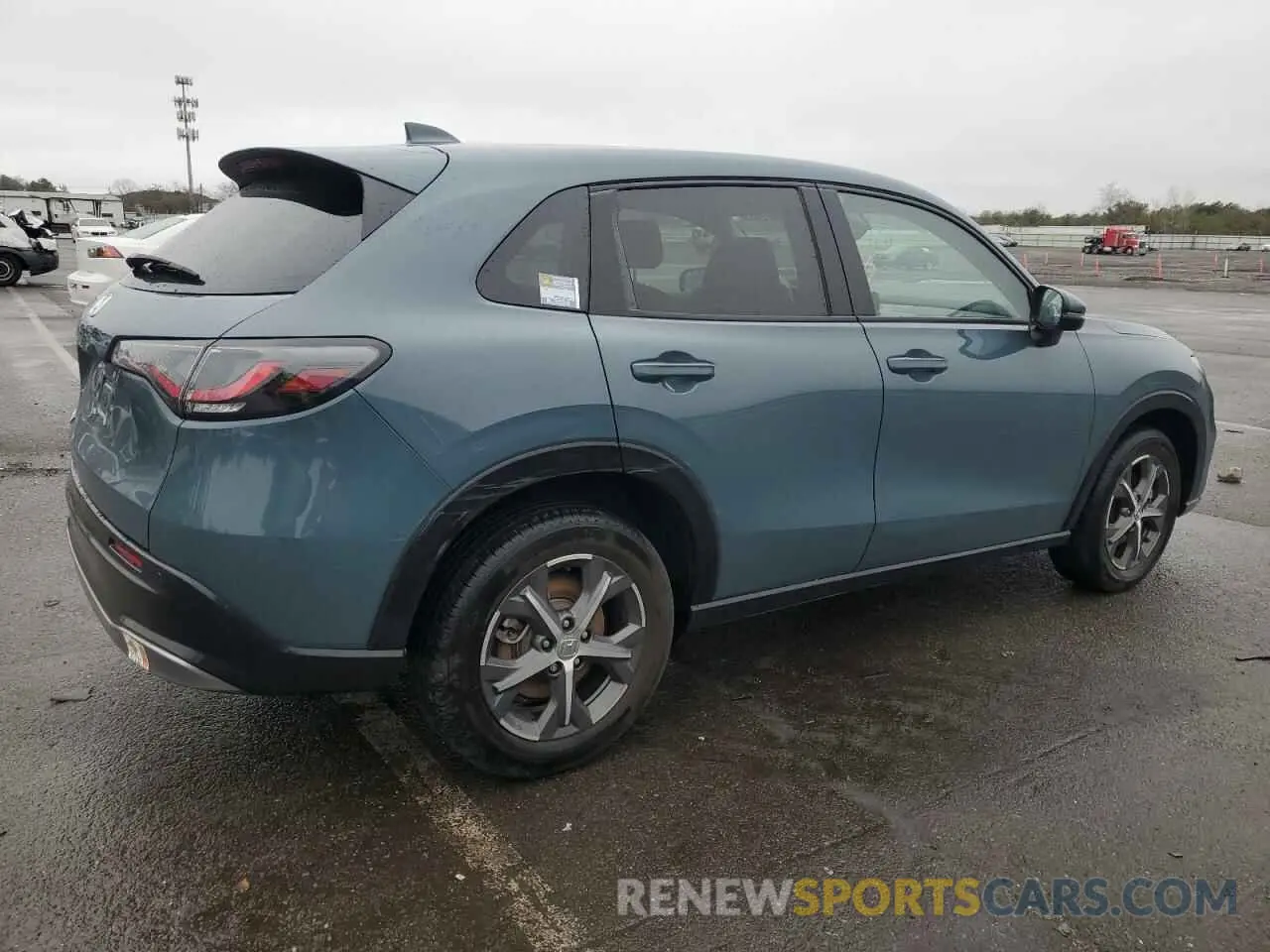 3 Photograph of a damaged car 3CZRZ2H74RM763752 HONDA HR-V 2024