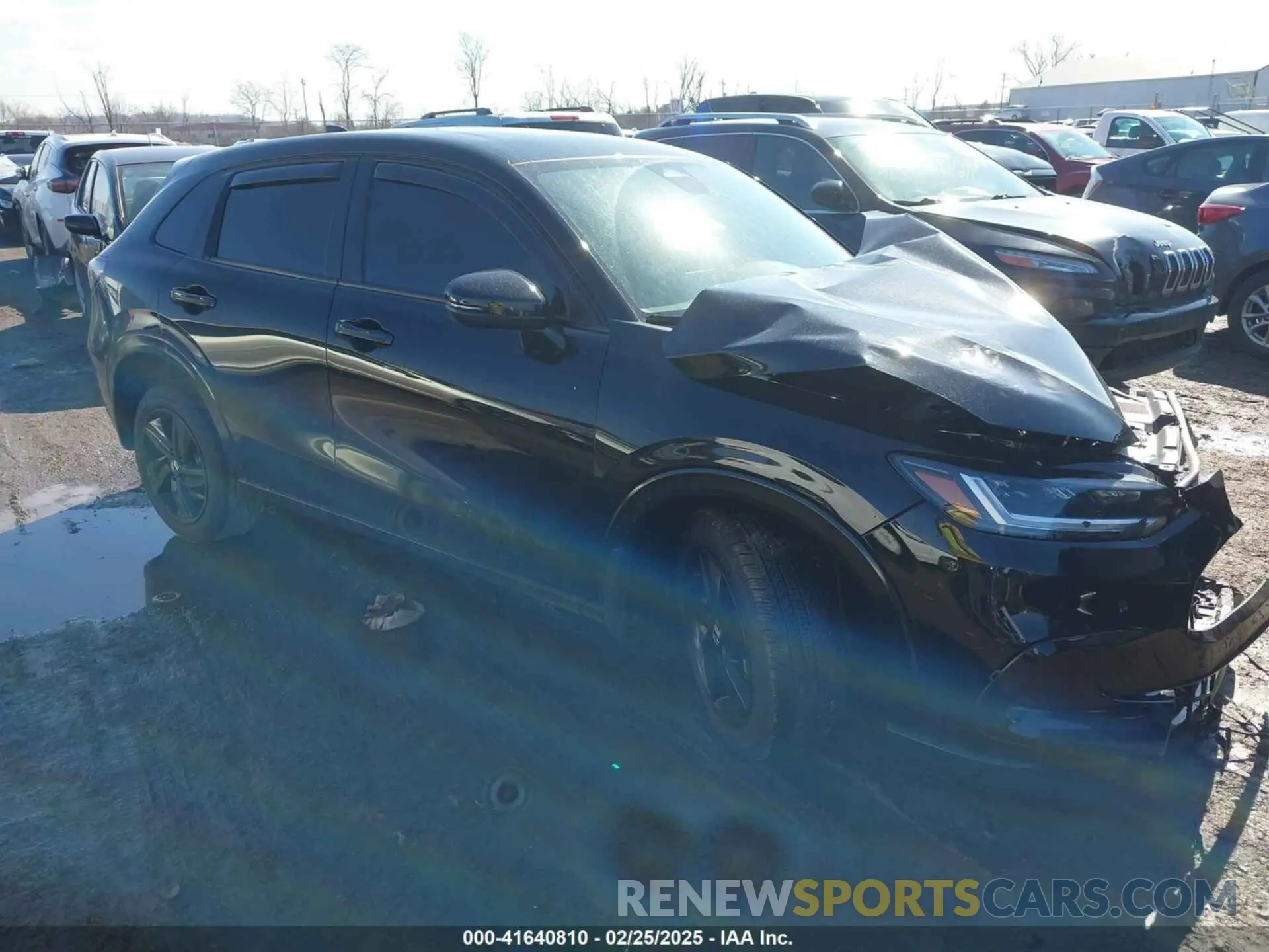 1 Photograph of a damaged car 3CZRZ2H75RM745437 HONDA HR-V 2024