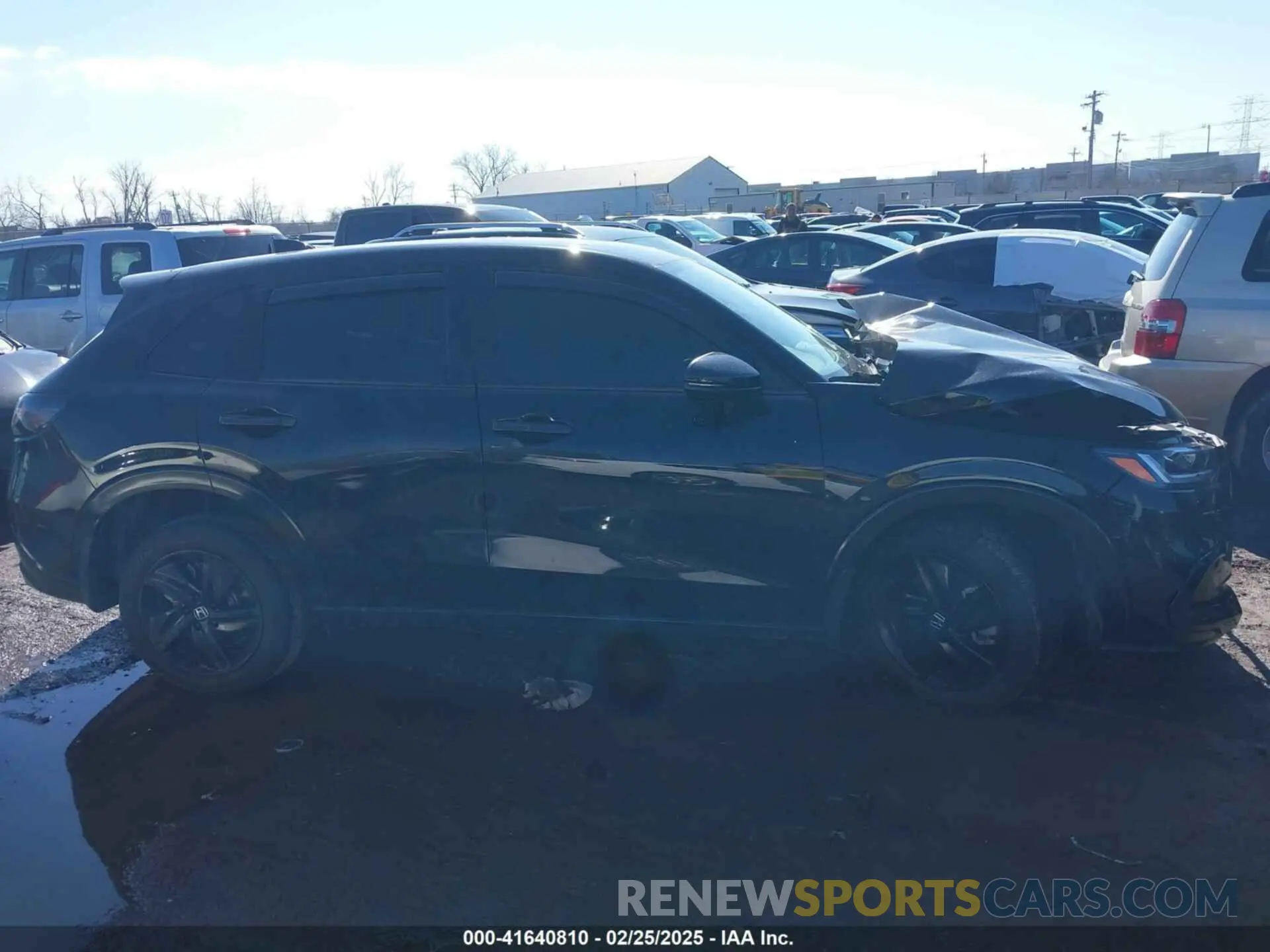 13 Photograph of a damaged car 3CZRZ2H75RM745437 HONDA HR-V 2024