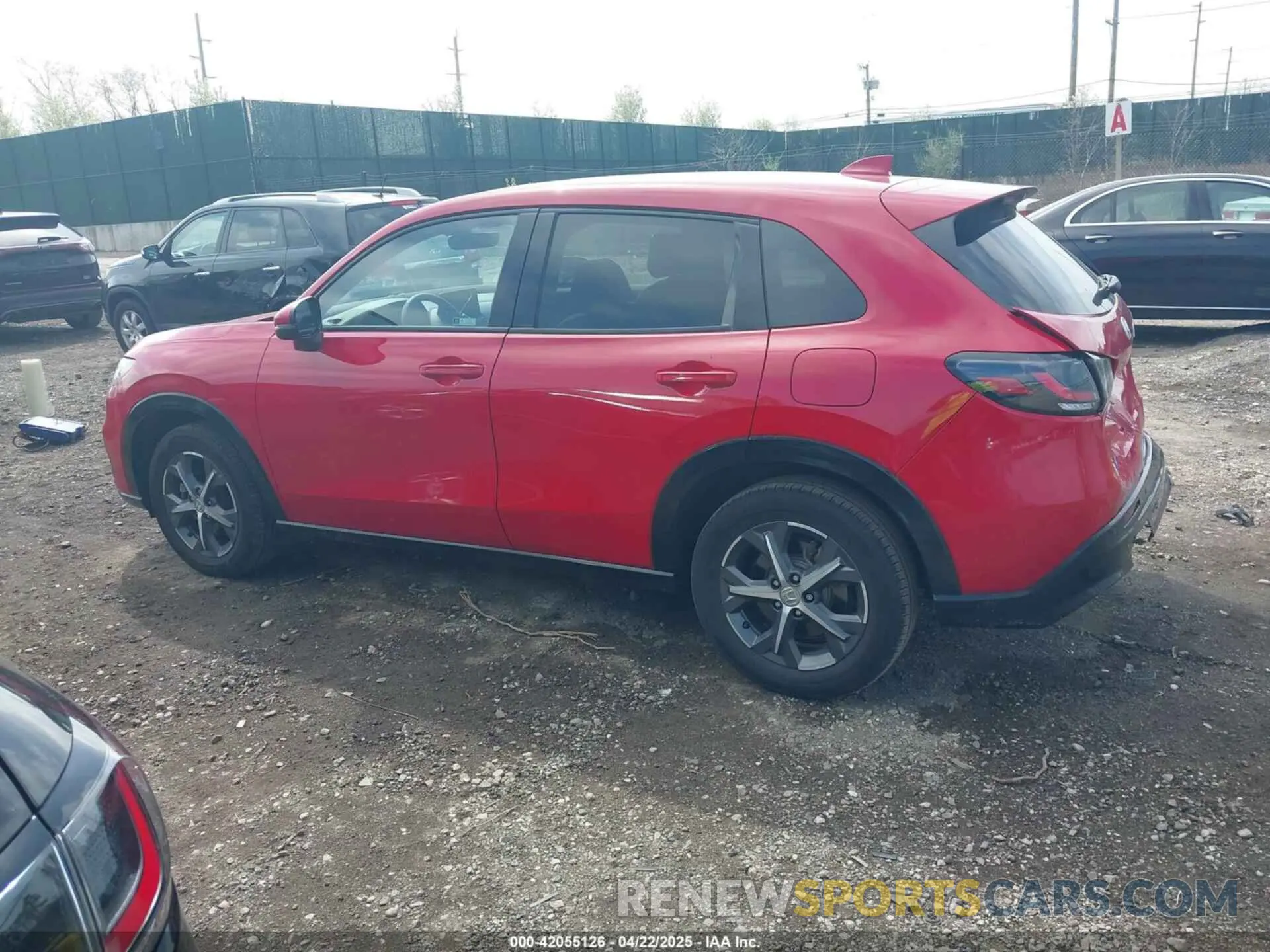 14 Photograph of a damaged car 3CZRZ2H76RM735273 HONDA HR-V 2024