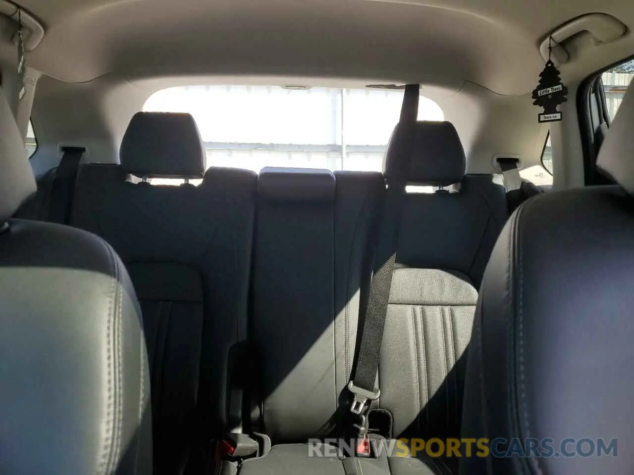10 Photograph of a damaged car 3CZRZ2H76RM759430 HONDA HR-V 2024