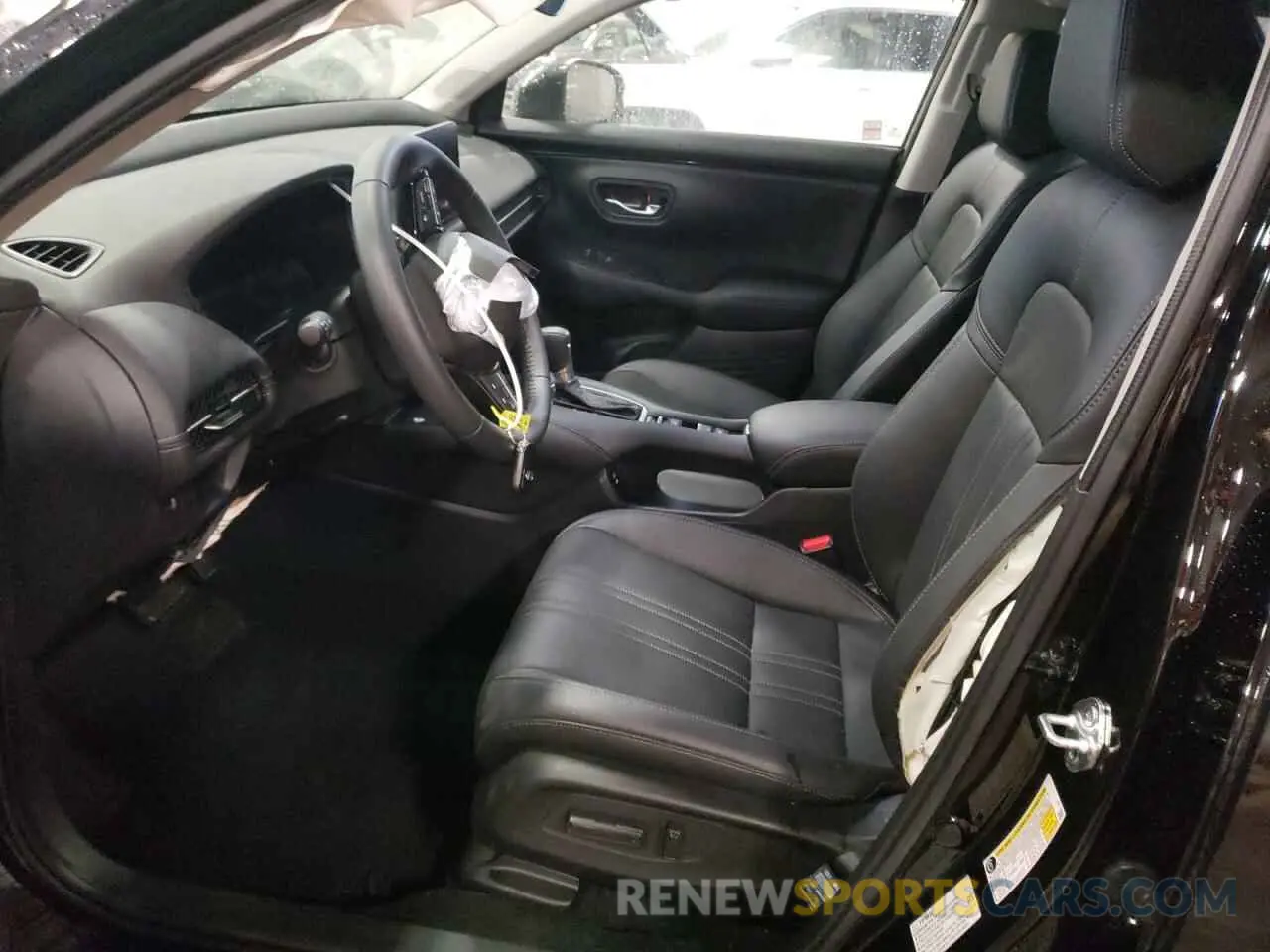 7 Photograph of a damaged car 3CZRZ2H76RM785414 HONDA HR-V 2024
