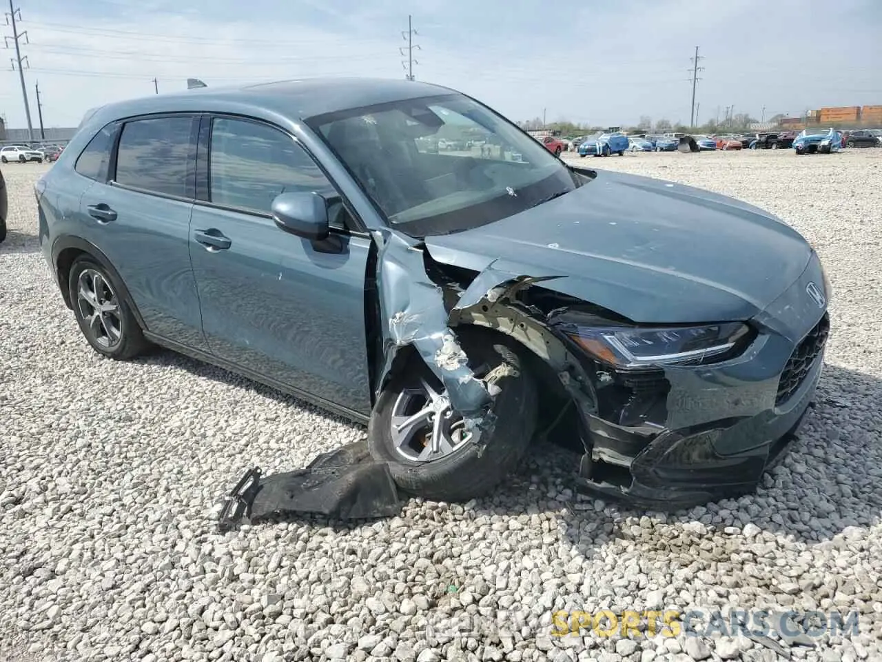 4 Photograph of a damaged car 3CZRZ2H78RM725733 HONDA HR-V 2024