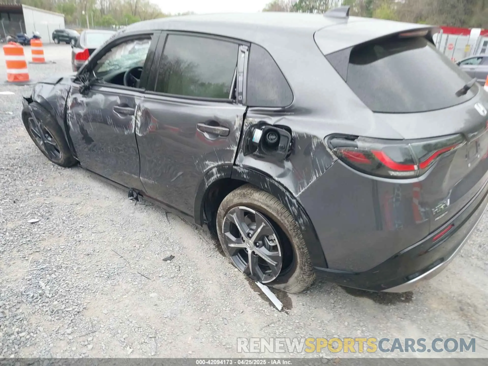 3 Photograph of a damaged car 3CZRZ2H78RM759848 HONDA HR-V 2024