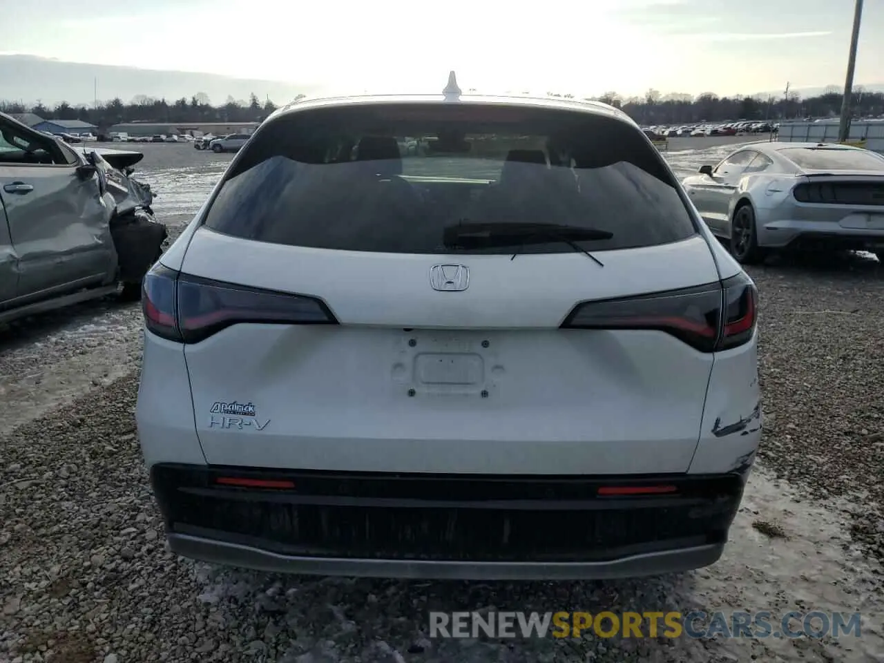 6 Photograph of a damaged car 3CZRZ2H79RM717043 HONDA HR-V 2024