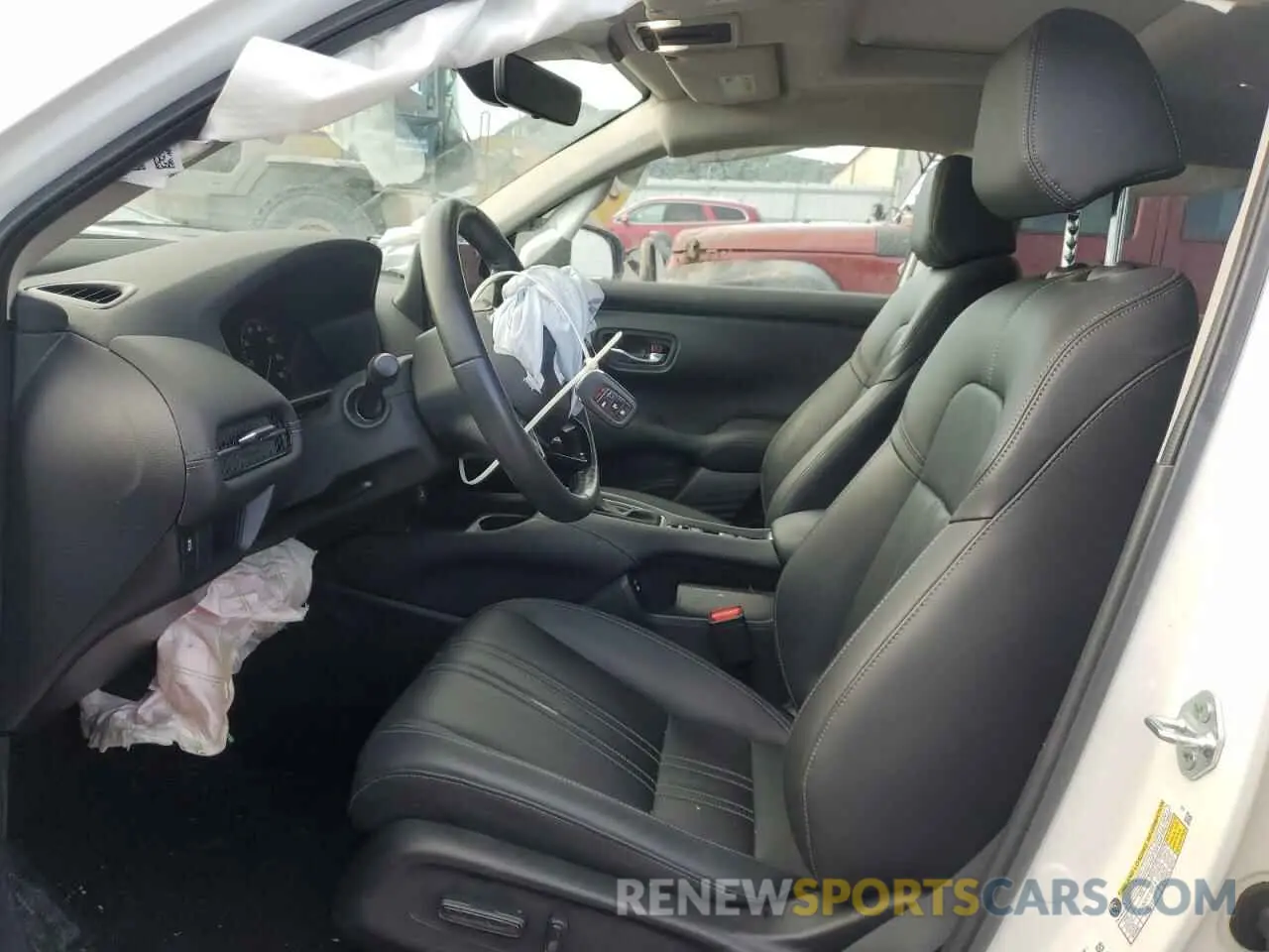 7 Photograph of a damaged car 3CZRZ2H79RM717043 HONDA HR-V 2024