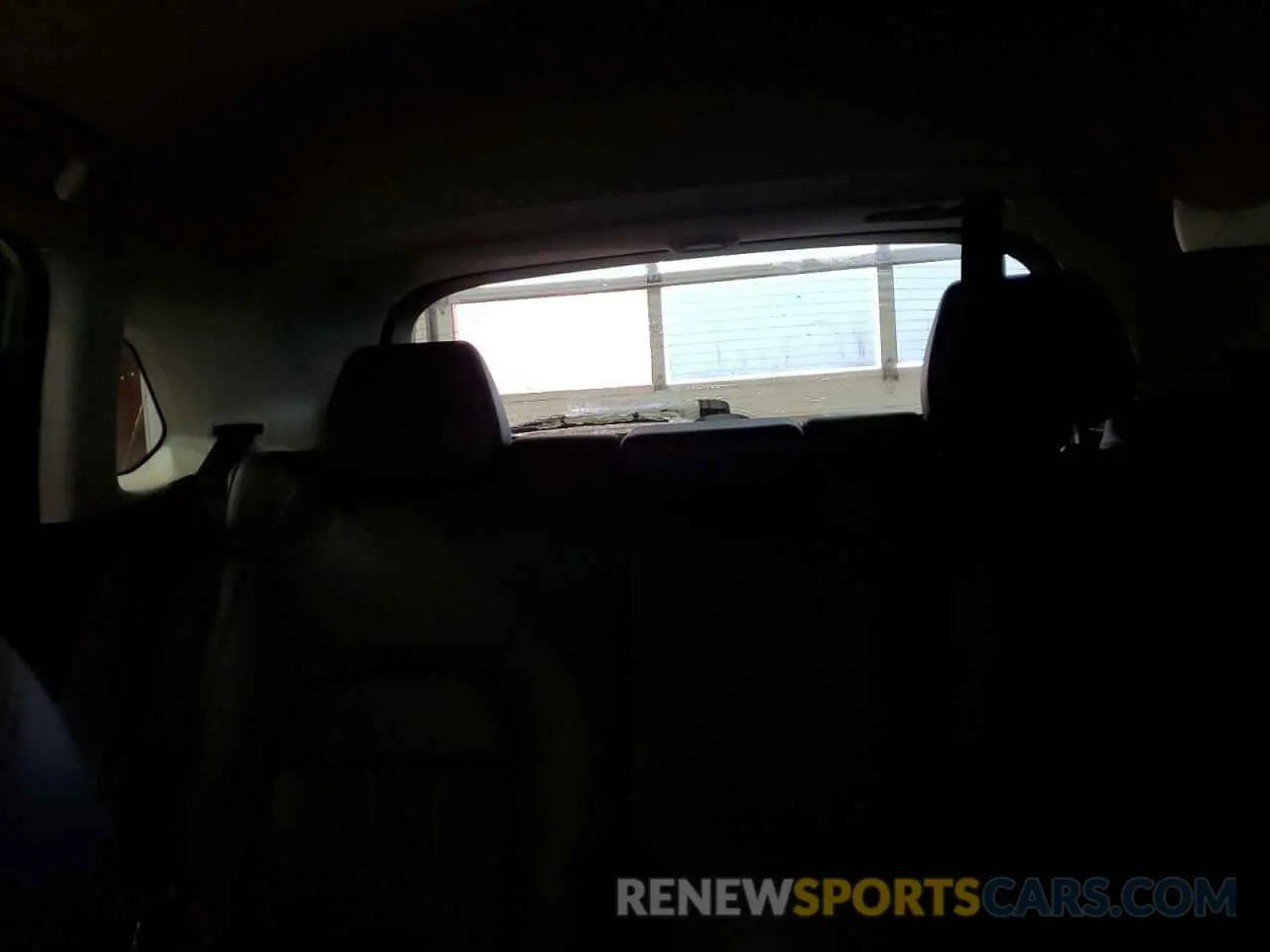 10 Photograph of a damaged car 3CZRZ2H79RM739818 HONDA HR-V 2024