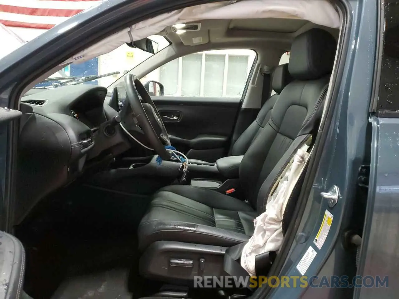 7 Photograph of a damaged car 3CZRZ2H79RM739818 HONDA HR-V 2024