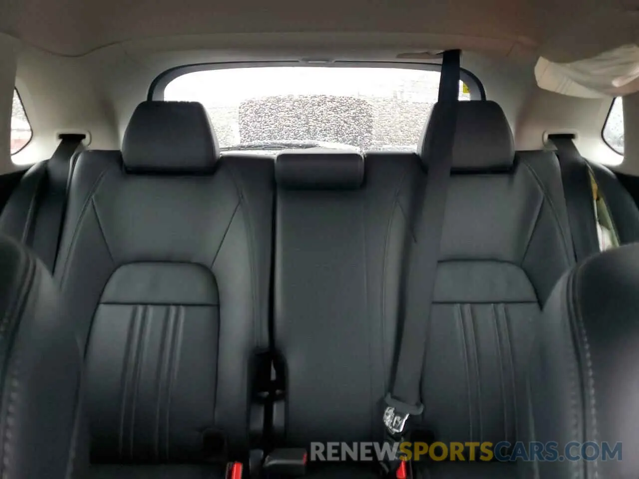 10 Photograph of a damaged car 3CZRZ2H7XRM785402 HONDA HR-V 2024