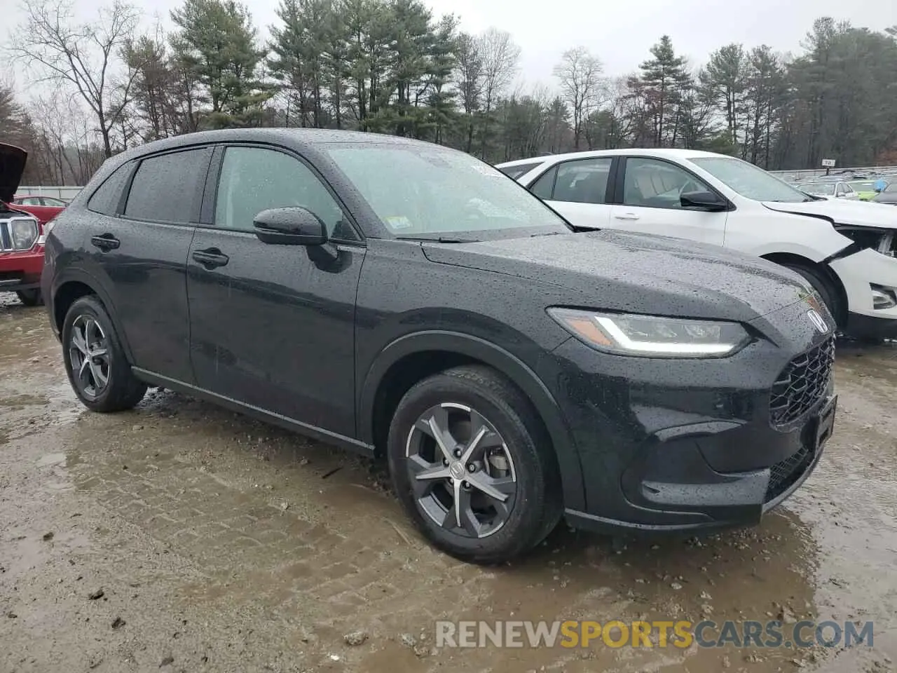 4 Photograph of a damaged car 3CZRZ2H7XRM785402 HONDA HR-V 2024