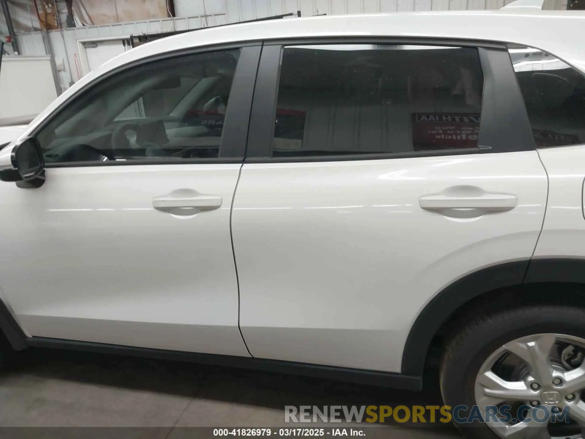 14 Photograph of a damaged car 3CZRZ1H30SM725755 HONDA HR-V 2025