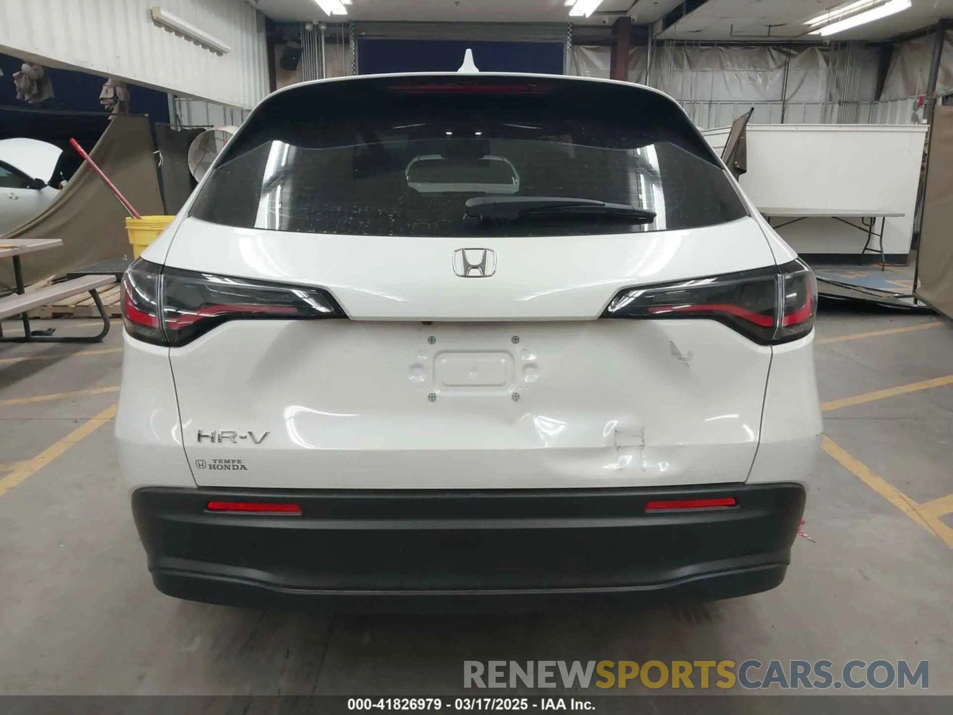16 Photograph of a damaged car 3CZRZ1H30SM725755 HONDA HR-V 2025