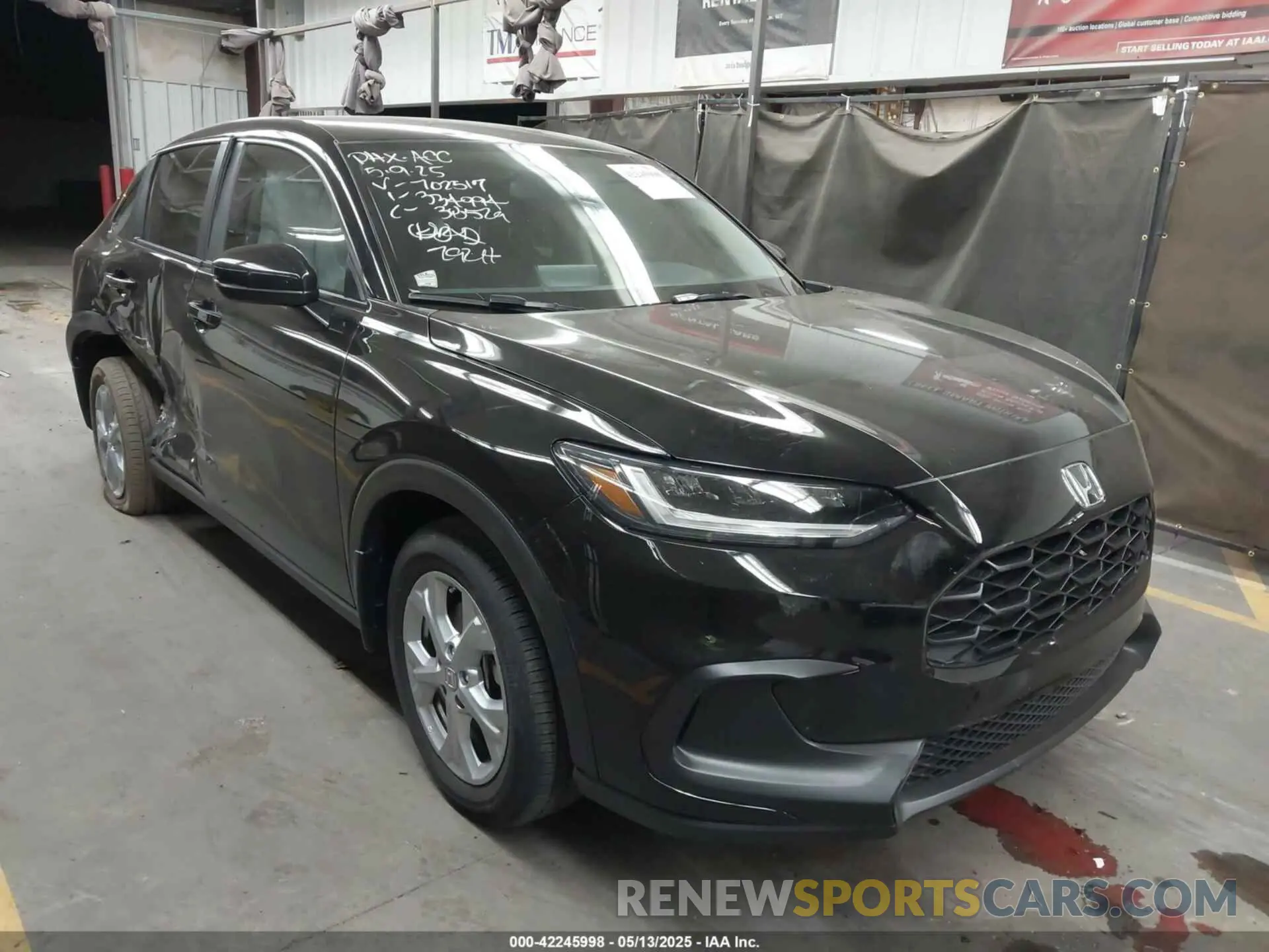 1 Photograph of a damaged car 3CZRZ1H31SM702517 HONDA HR-V 2025