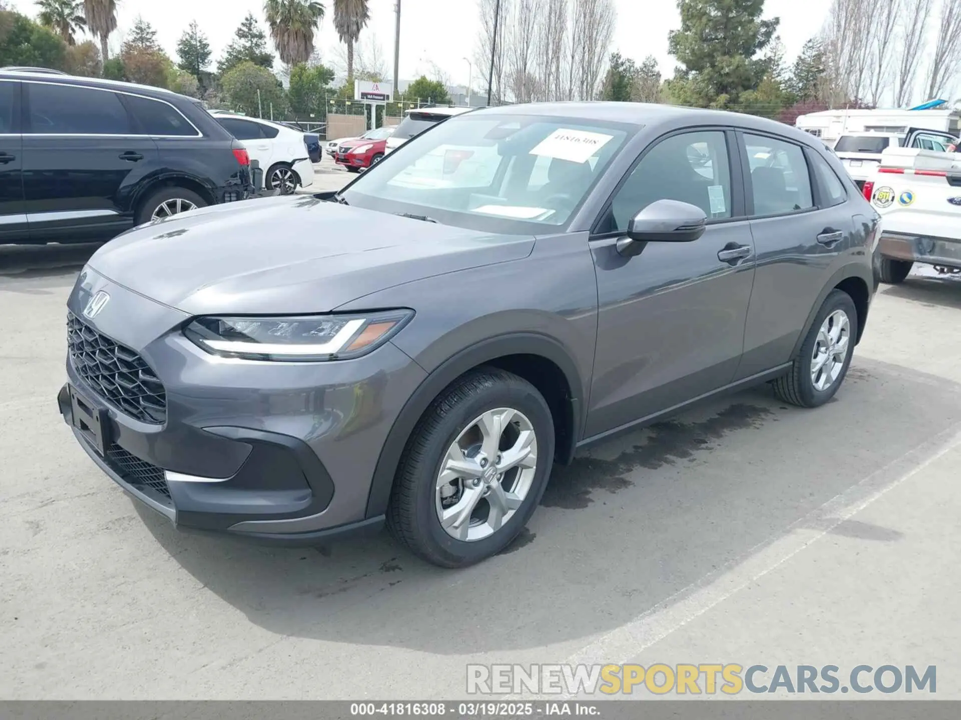 2 Photograph of a damaged car 3CZRZ1H31SM717311 HONDA HR-V 2025