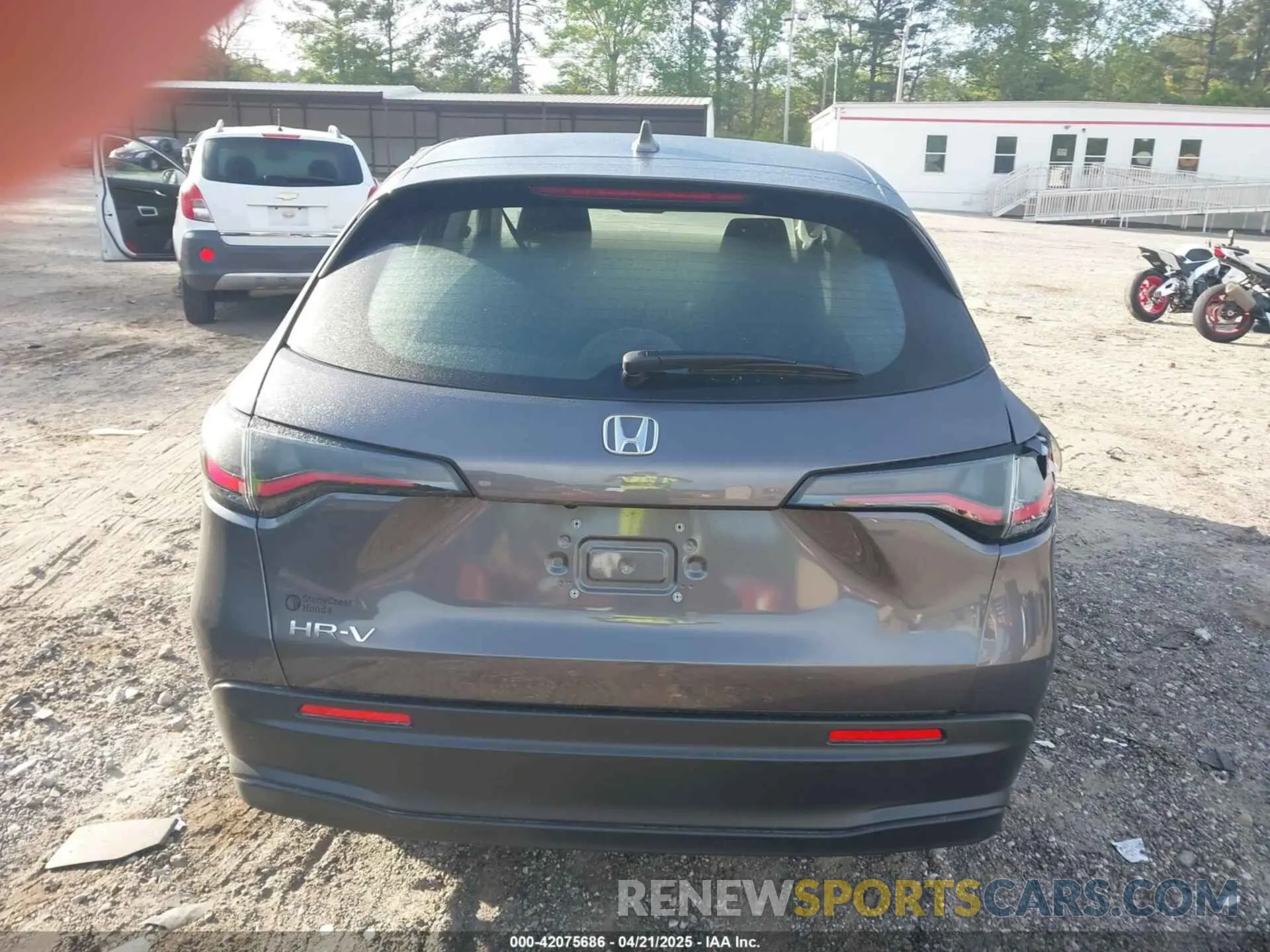 16 Photograph of a damaged car 3CZRZ1H32SM734439 HONDA HR-V 2025