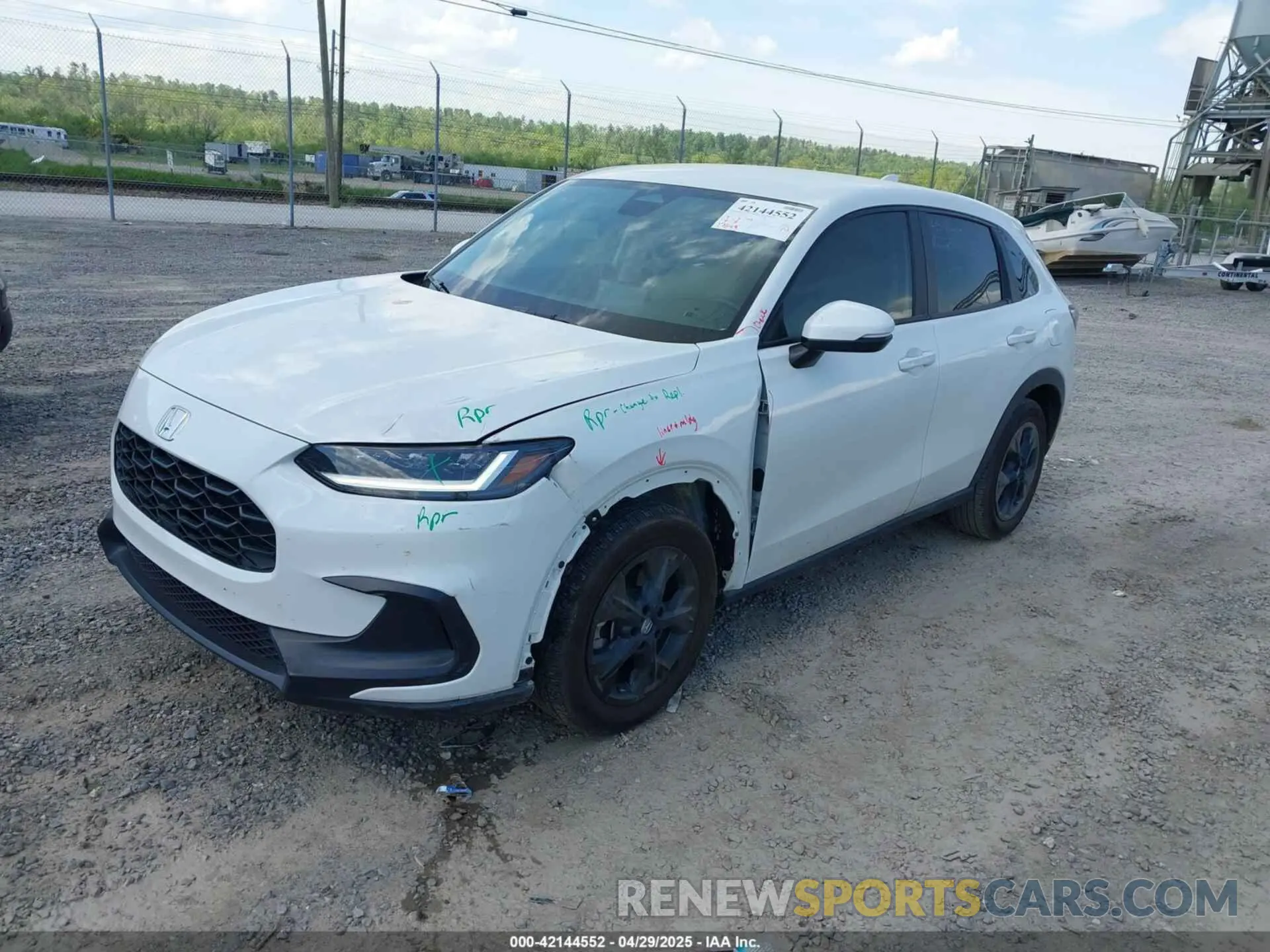 2 Photograph of a damaged car 3CZRZ1H33SM706505 HONDA HR-V 2025