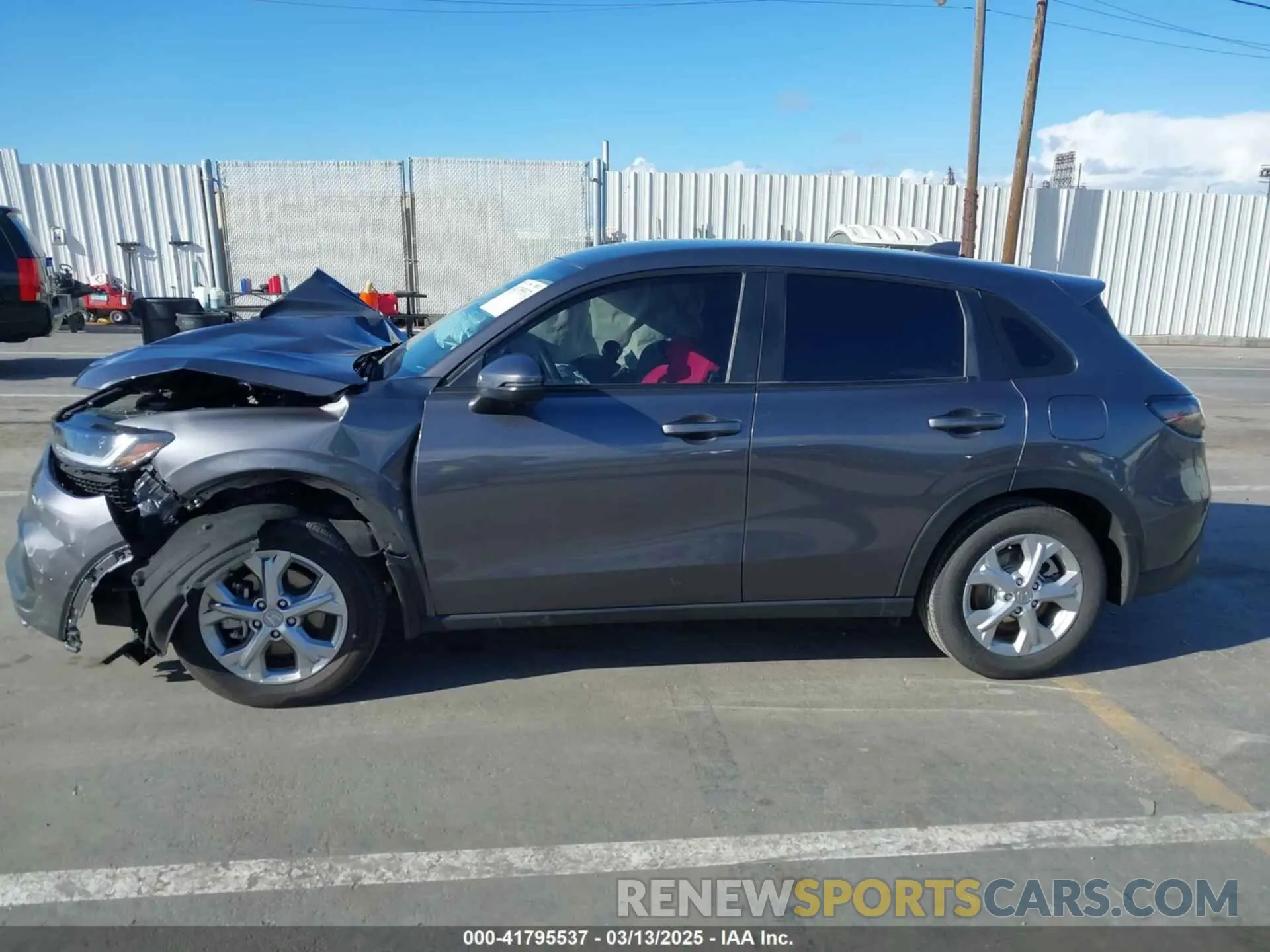 14 Photograph of a damaged car 3CZRZ1H33SM714183 HONDA HR-V 2025