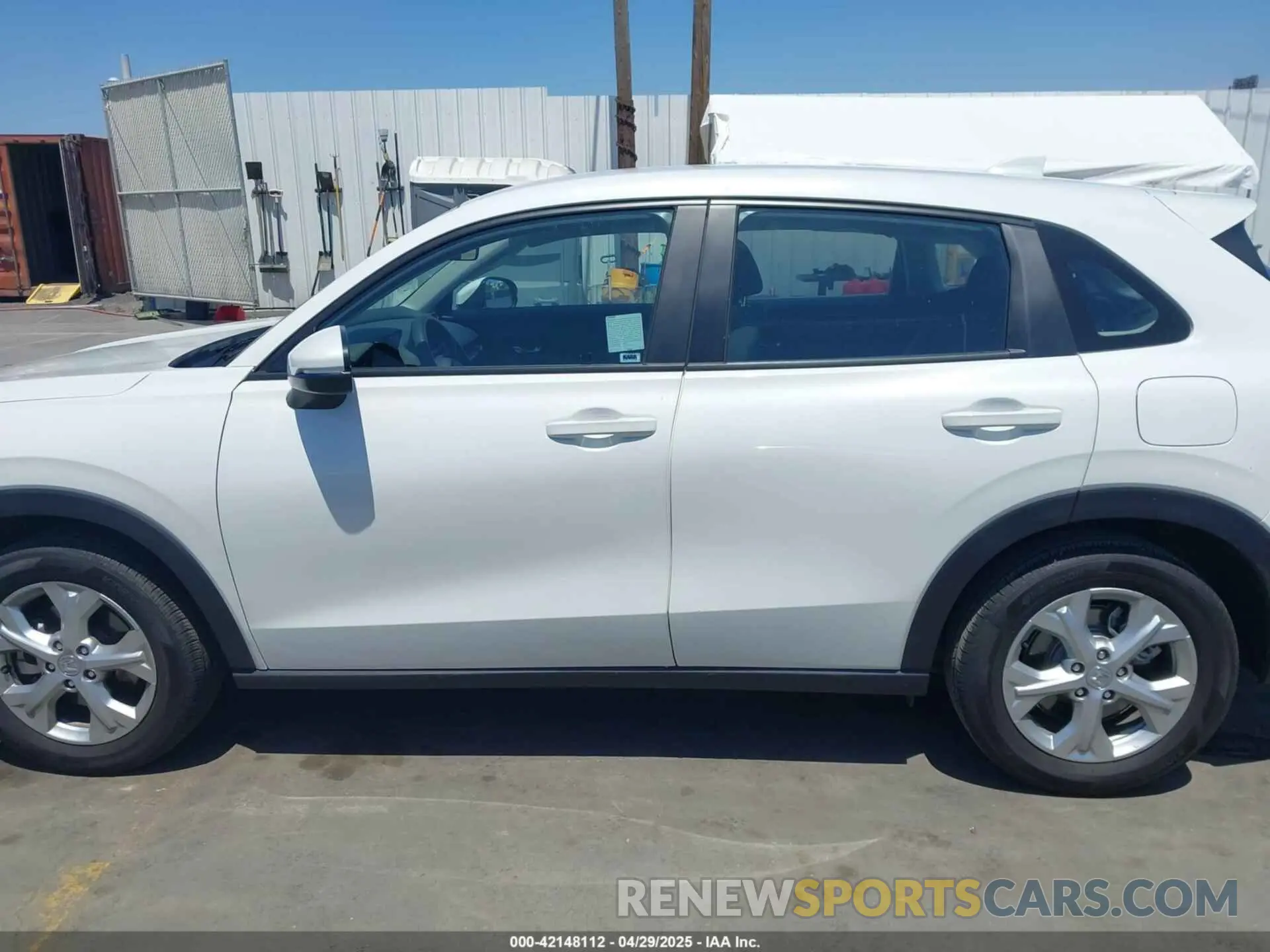 15 Photograph of a damaged car 3CZRZ1H33SM715575 HONDA HR-V 2025