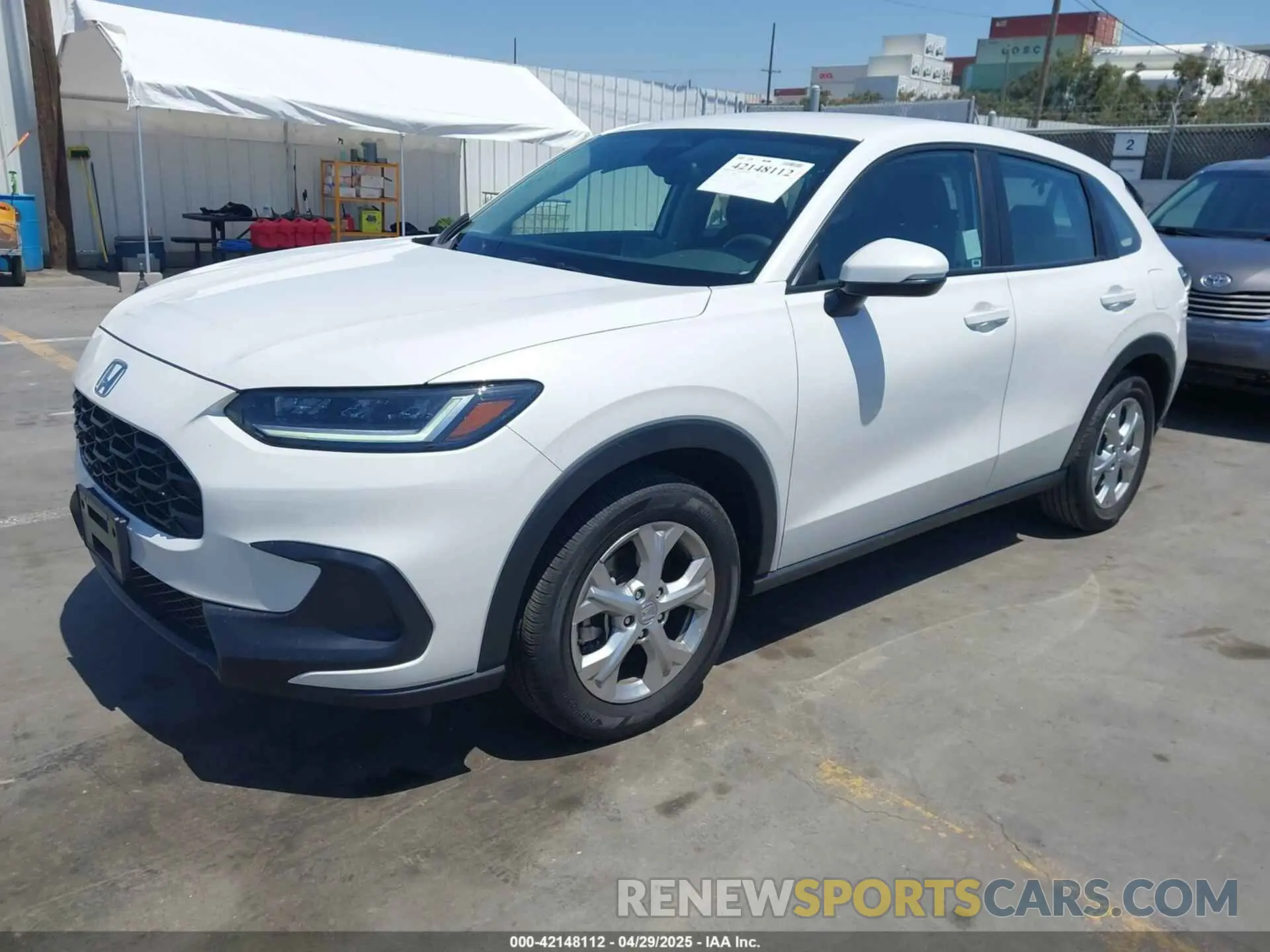 2 Photograph of a damaged car 3CZRZ1H33SM715575 HONDA HR-V 2025