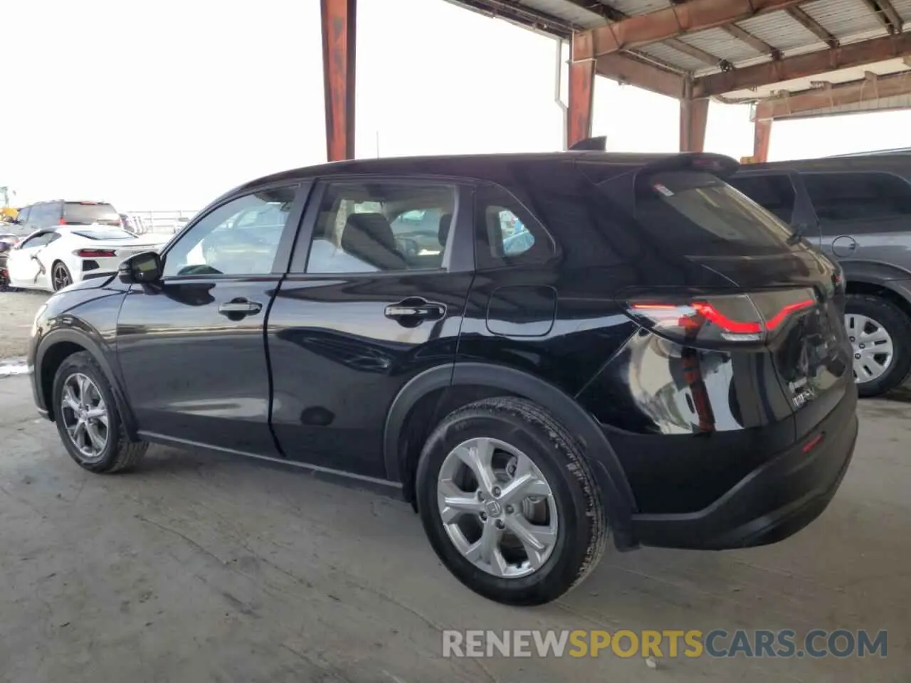 2 Photograph of a damaged car 3CZRZ1H33SM728097 HONDA HR-V 2025